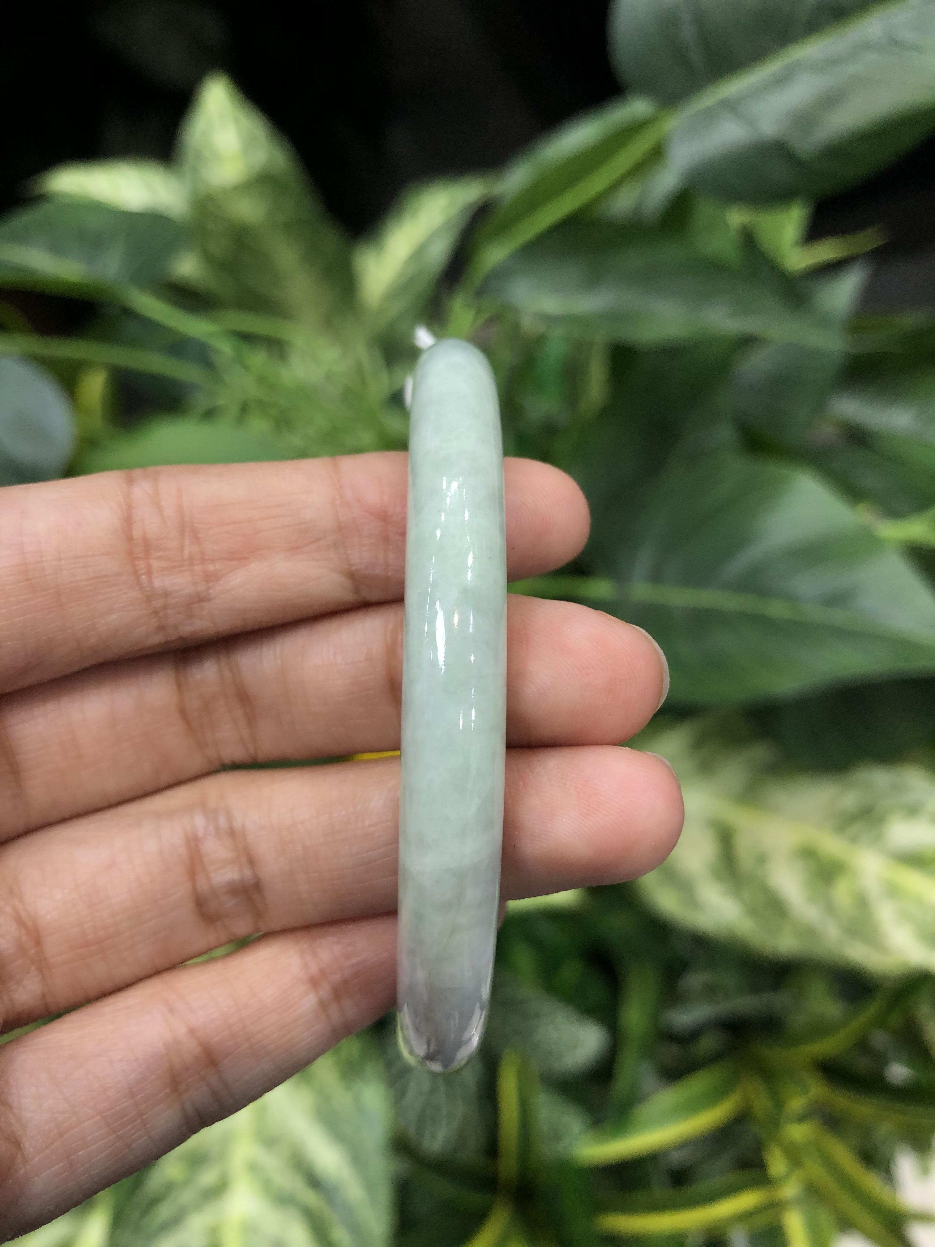 J05C0042 หยก พม่า แท้ Jade กำไลหยก 58.8 มม. (Jade bracelet) พม่า (Myanmar)