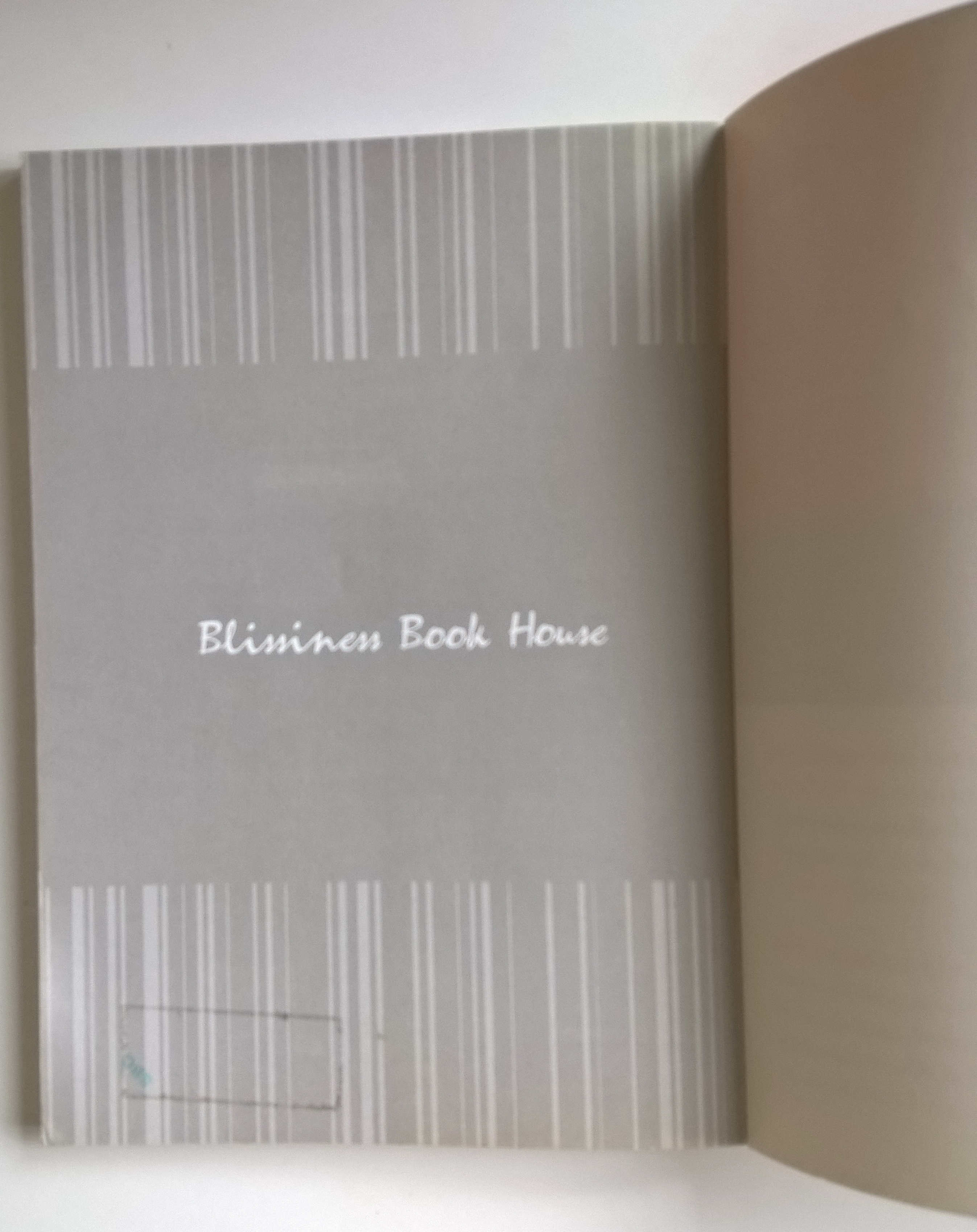 หนังสือการเงินส่วนบุคคล หลักคิดสำหรับนักเก็บเงินมองไกล แค่เริ่มต้นให้ได้ ที่เหลือก็ง่ายนิดเดียว"เขาเก็บเงินกันอย่างไร ได้เป็นล้าน" โดย อมิตา อริยอัชฌา ผู้เขียน"คู่มือเก็บเงิน" และ"คู่มือปลดหนี้" พิมพ์ครั้งที่ 1 มกราคม 2551