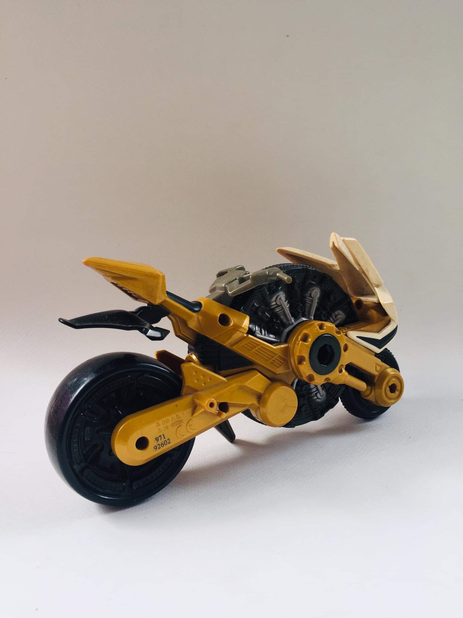 มอเตอร์ไซค์ เพาเวอร์เรนเจอร์ ชุดนินจาสตรอม เยลโล่ โมโตไซเคิล มือสองสภาพดี มีรอยบ้าง ***มีเฉพาะรถของมีตามภาพ ขนาดตามรูป