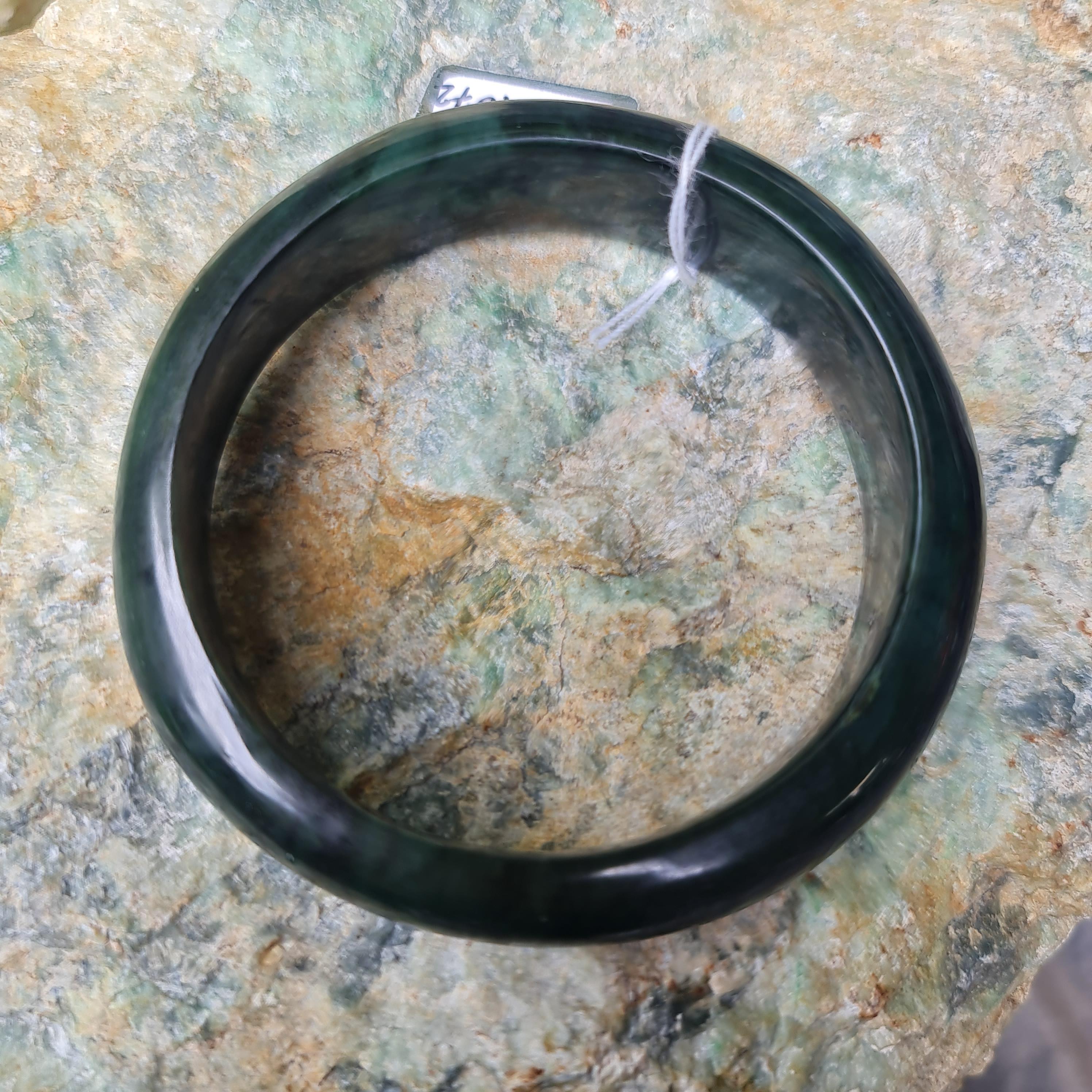 JB6804072 หยก พม่า แท้ Jade กำไลหยก 57.4 มม. (Jadeite bracelet) พม่า (Myanmar)