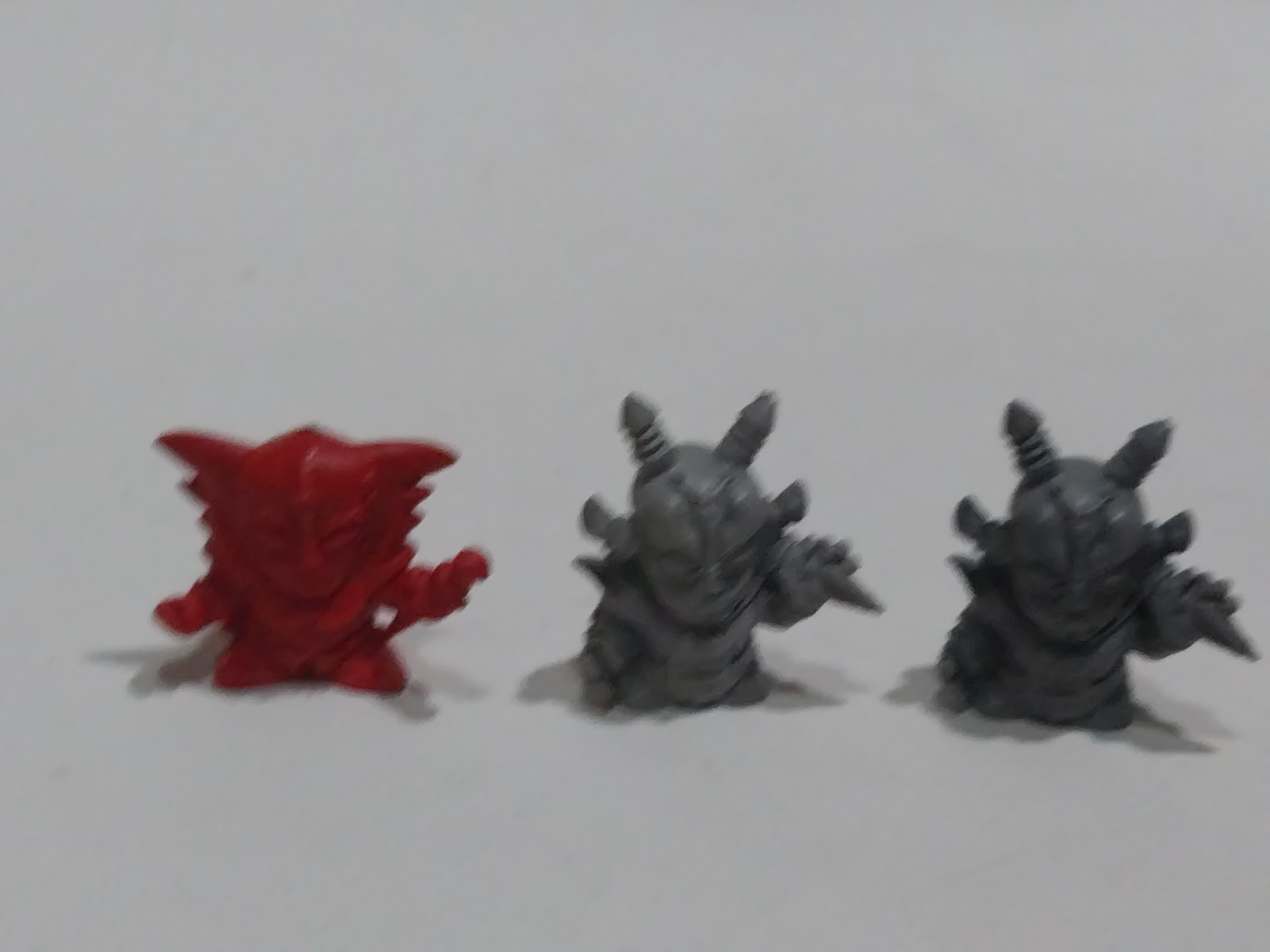 มีหลายภาพ ชุดผู้ร้ายจากยักษ์วัดแจ้งพบจัมโบ้เอSD ขนาดประมาณ 3 ซม.