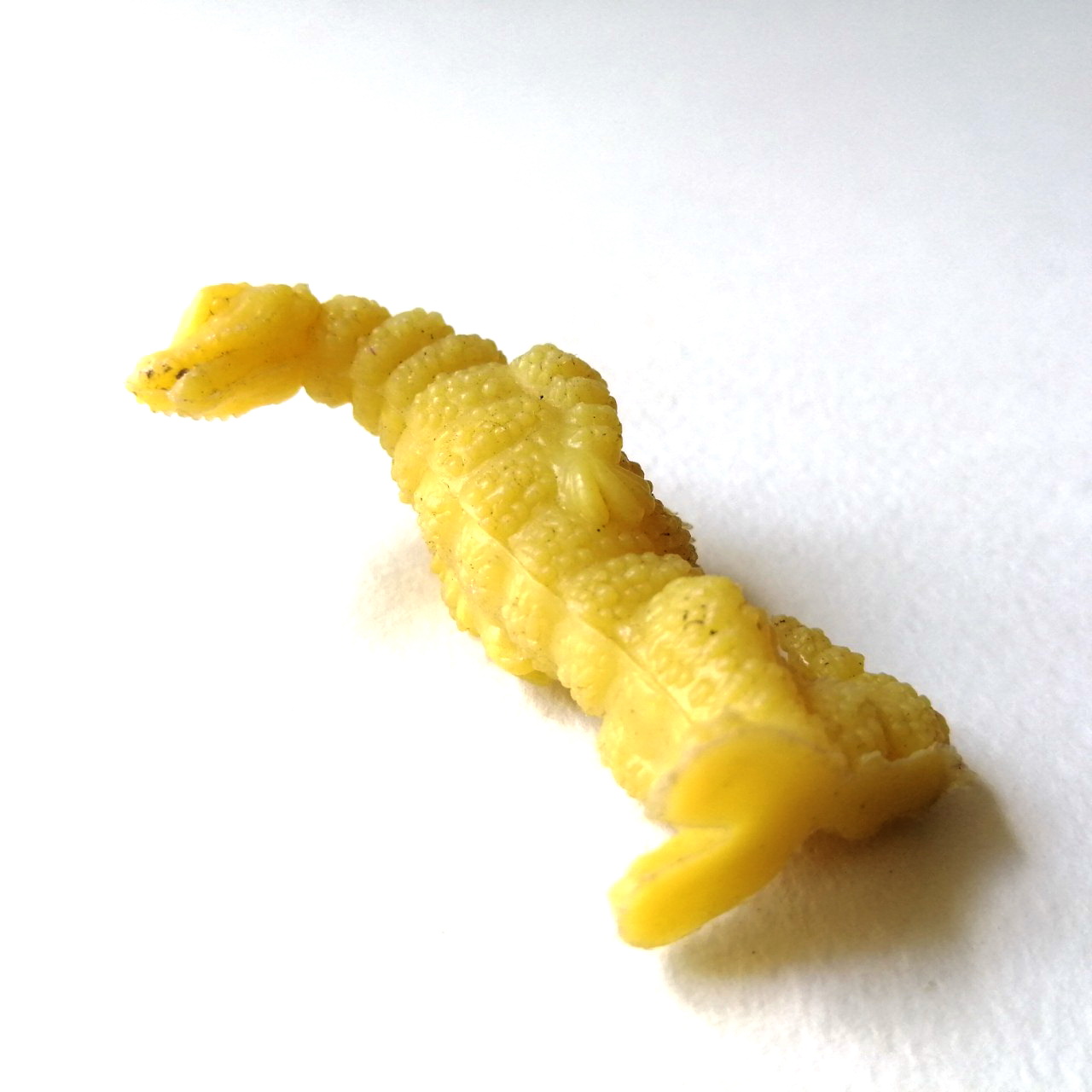 ตุ๊กตุ่นแอ๊นท์ถุงถั่ว สัตว์ประหลาด ขนาด 2.5 นิ้ว สีเหลือง งานเก่าหายาก สภาพดี