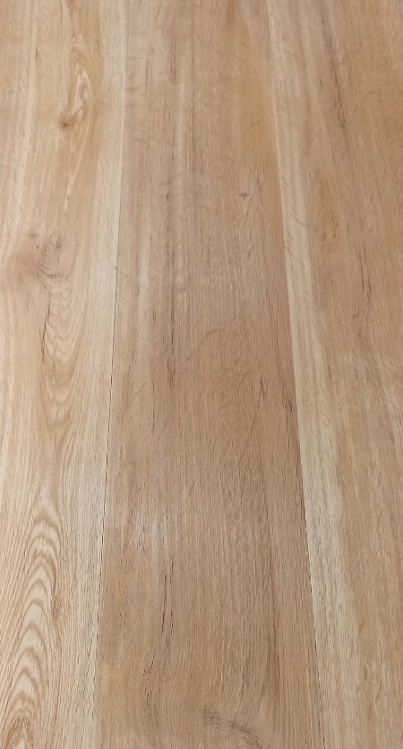775