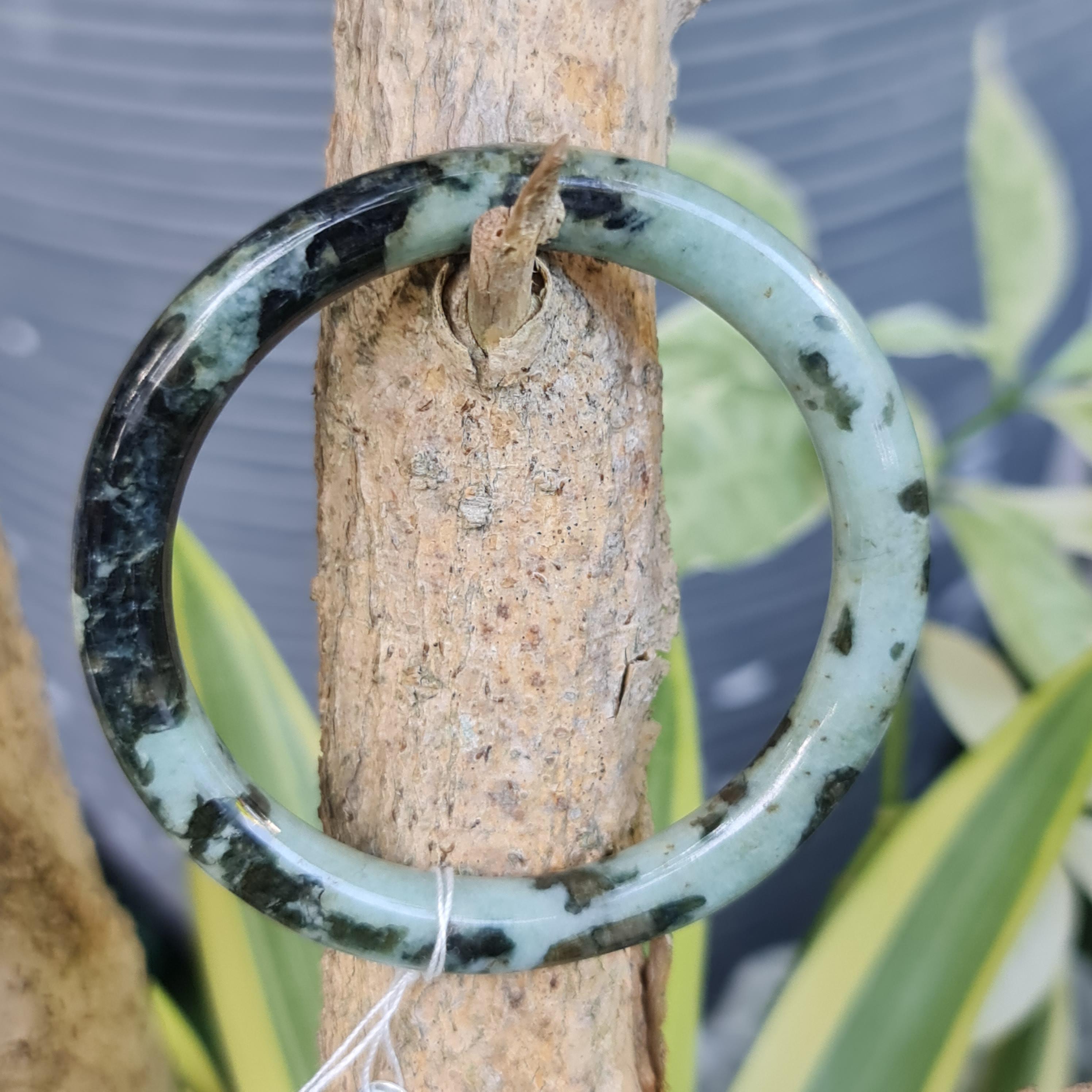 JB6711180 หยก พม่า แท้ Jade กำไลหยก 50.4 มม. (Jadeite bracelet) พม่า (Myanmar)