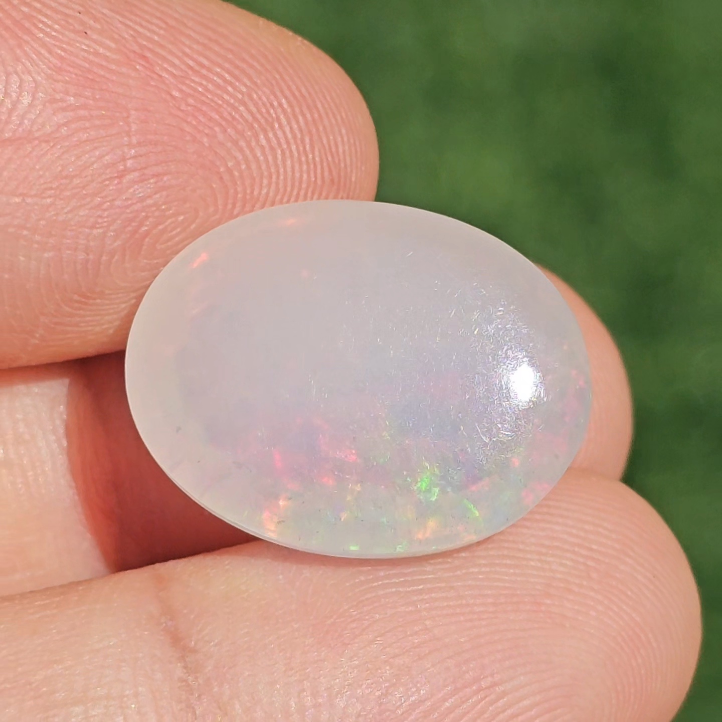 พลอย ไวท์ โอปอล White Opal 12.20 กะรัต (Cts.) พลอยแท้ อัญมณีมงคลประจําวันเกิด เครื่องประดับพลอย