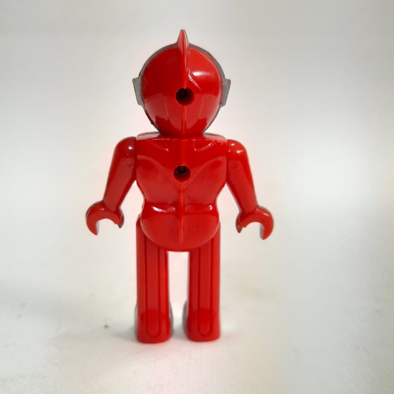 พลาสติก คูบริค ขนาด 2.5-3นิ้ว งาน Apex toys อุลตร้าแมน มิลเลนเนียม Ultraman Millenium ขยับแขนขาได้ มือสอง สภาพเก่า มีรอยบ้าง งานเก่าหายาก ไม่พบบ่อย