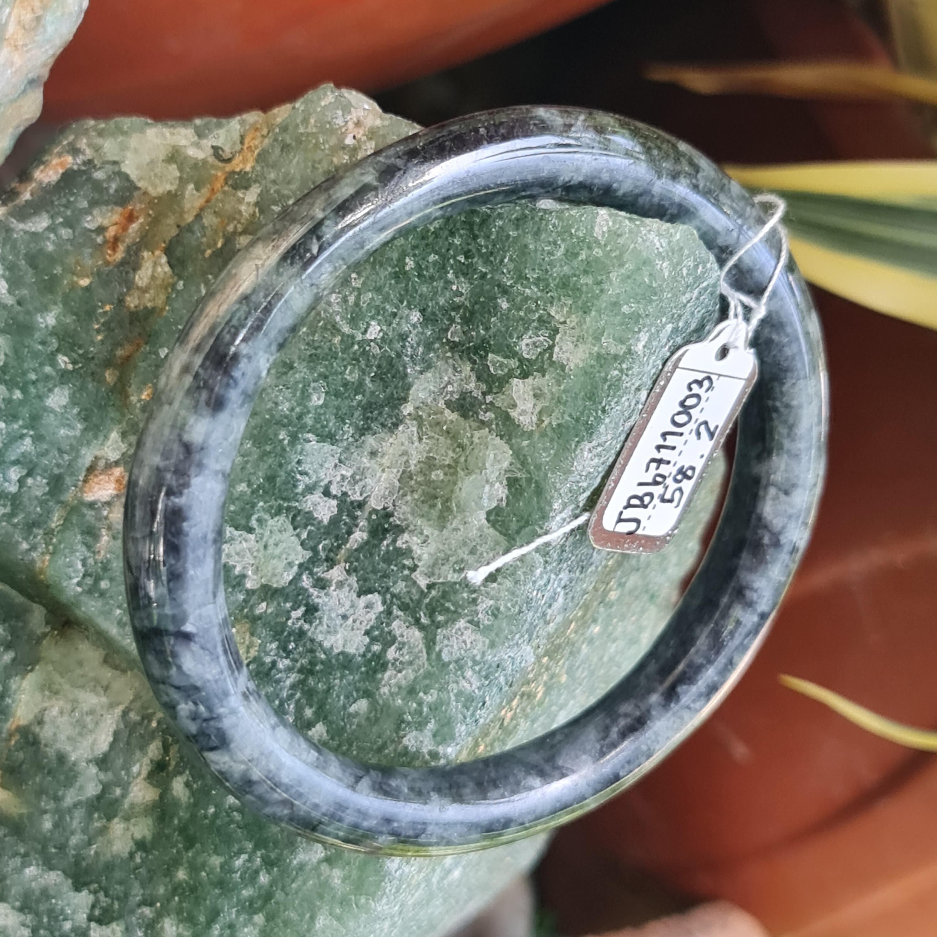 JB6711003 หยก พม่า แท้ Jade กำไลหยก (Jadeite bracelet) พม่า (Myanmar) 58.2 มม.