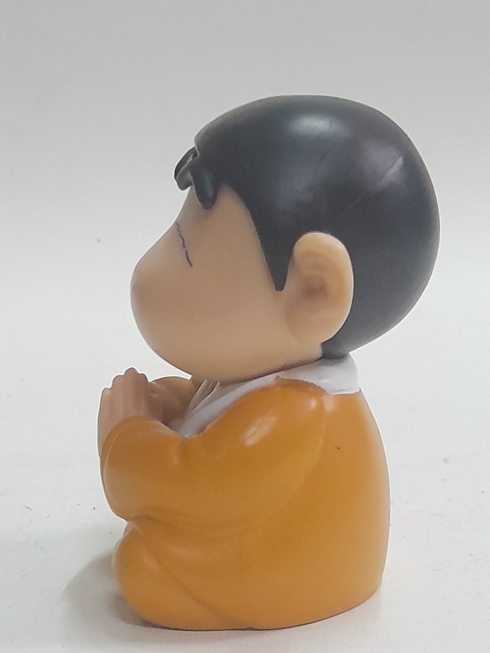 มีหลายภาพ ชินจังใส่ชุดคอสพระ ขนาดตามภาพ