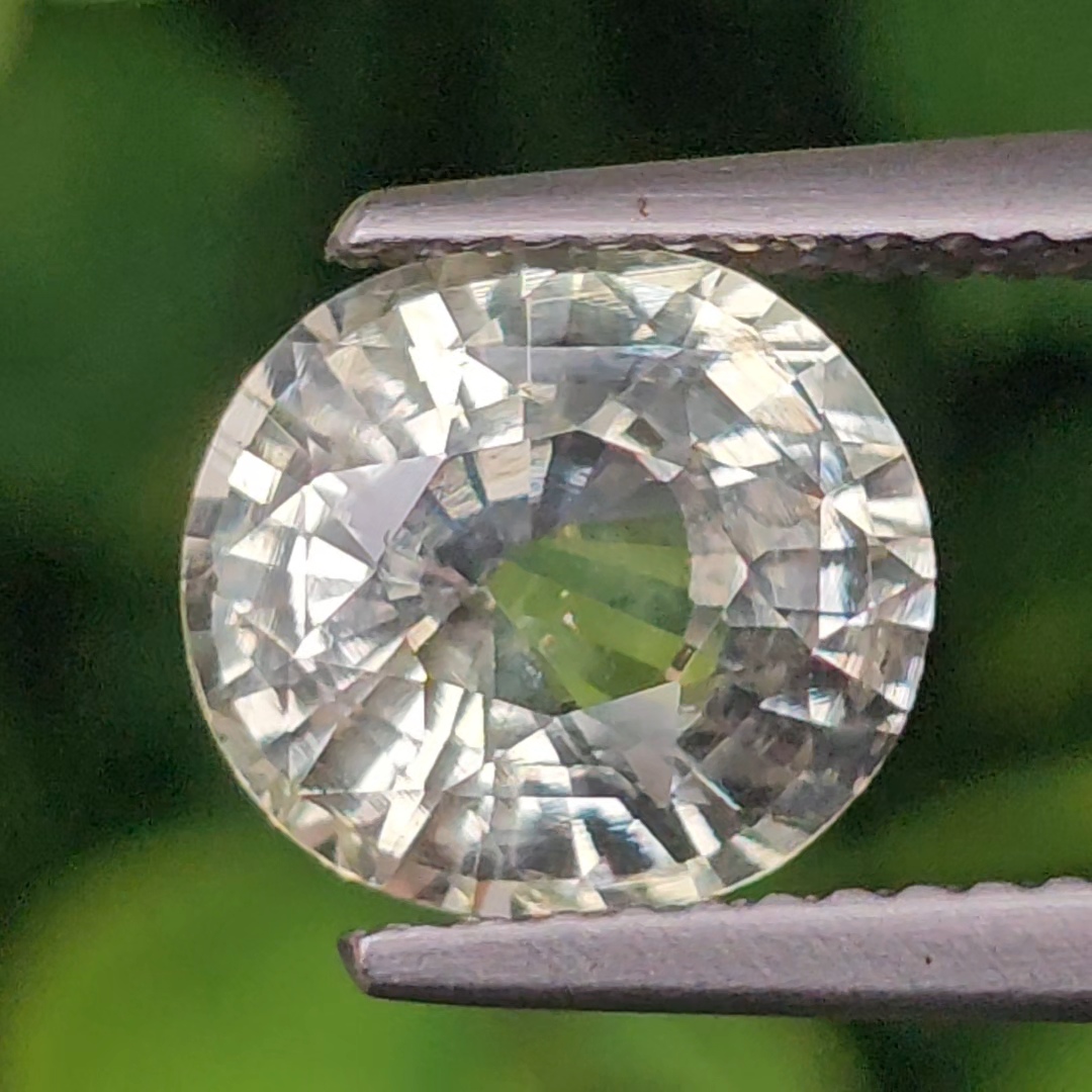 พลอย บุษราคัม yellow sapphire 3.17 กะรัต (Cts.) ดิบ (Unheated) พร้อมใบเซอร์ พลอยแท้ อัญมณีมงคลประจําวันเกิด เครื่องประดับพลอย