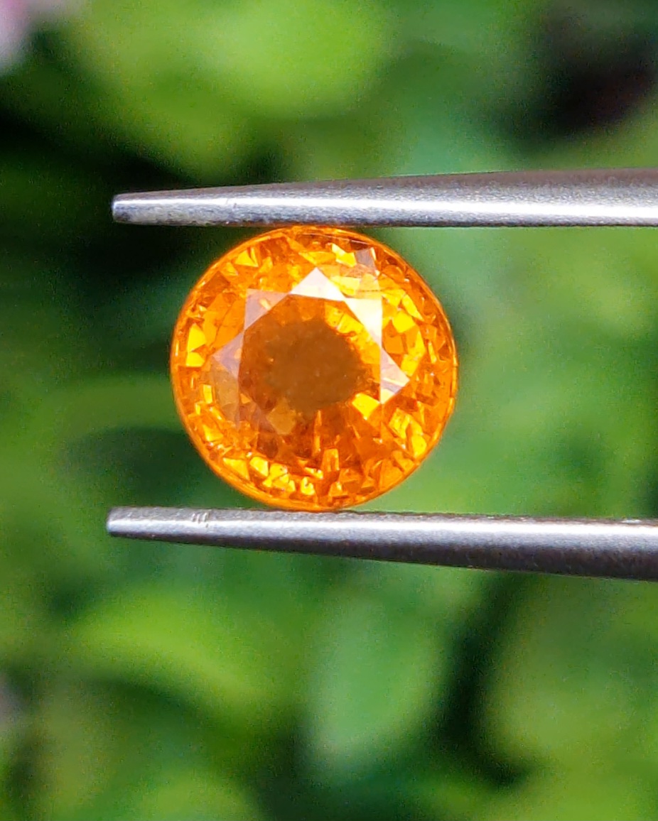 พลอย สเปสซาร์ไทต์ Spessartite Garnet 2.41 กะรัต Cts. พลอยแท้ อัญมณีมงคลประจําวันเกิด เครื่องประดับพลอย