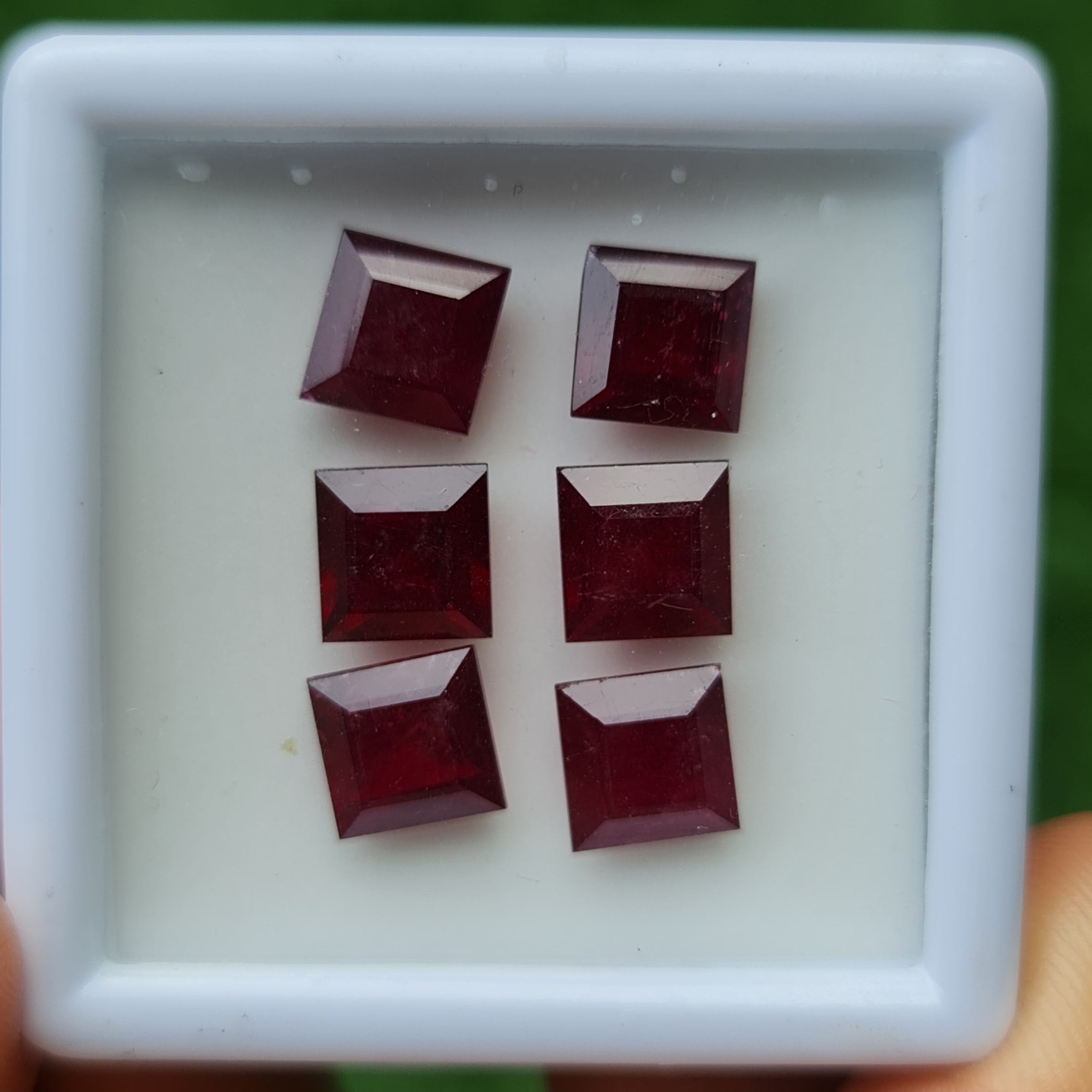 พลอย ทับทิม Ruby sapphire 6 เม็ด 16.30 กะรัต (Cts.) พลอยแท้ อัญมณีมงคลประจําวันเกิด เครื่องประดับพลอย