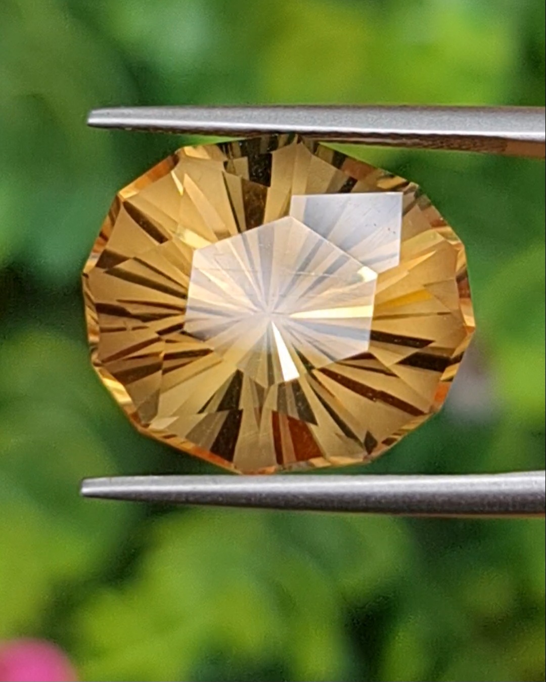 พลอย ซิทริน Citrine 12.11 กะรัต (Cts.) พลอยแท้ อัญมณีมงคลประจําวันเกิด เครื่องประดับพลอย