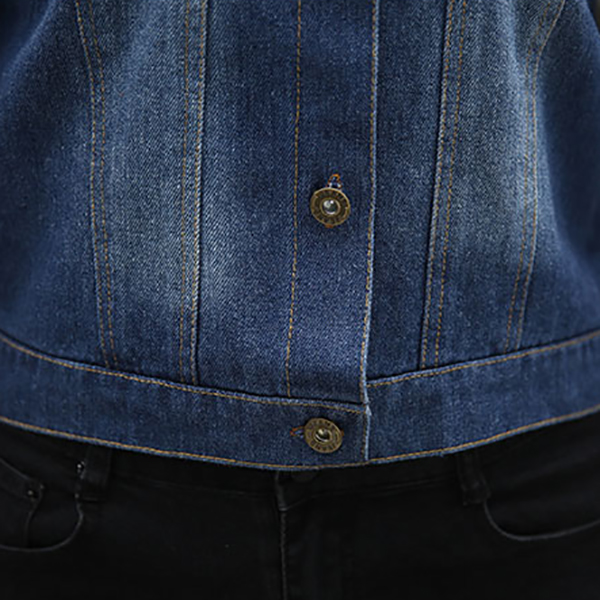 เสื้อแจ็คเก็ตยีนส์ฟอกนิ่ม มีกระเป๋าคู่ หลังปักลายดาว (11877X)