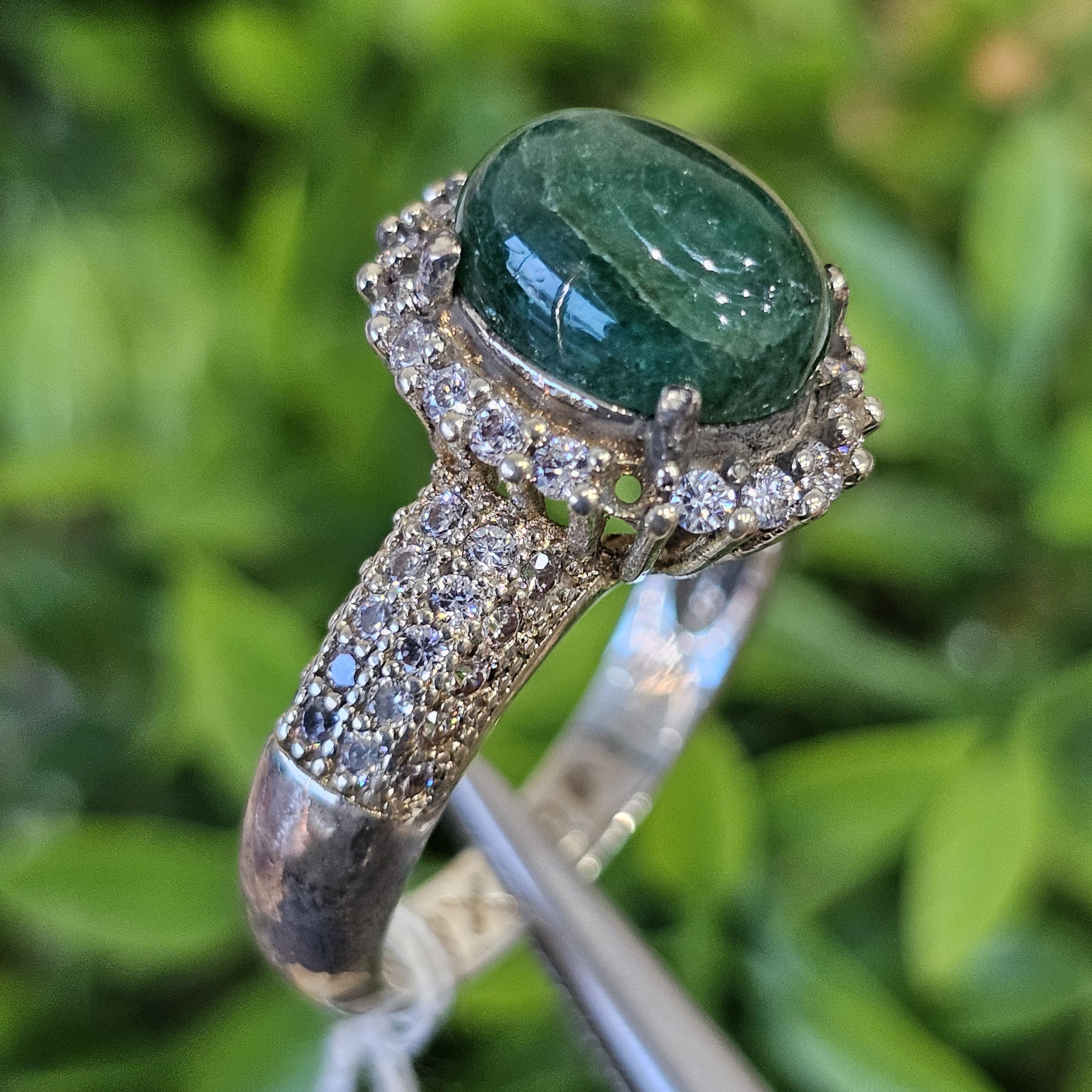 หยก พม่า แท้ Jade แหวนหยก (jadeite Ring) Size 60 ดิบ ไม่ผ่านการปรับปรุง (Type A) พม่า (Myanmar)