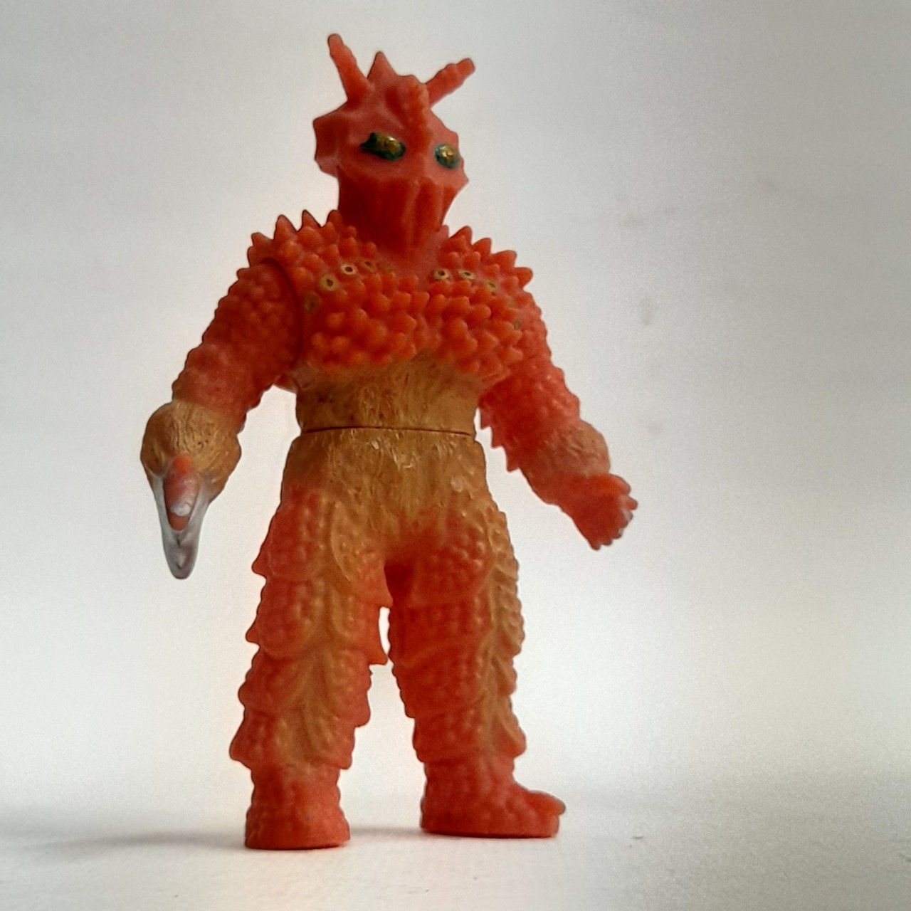 มีหลายภาพ ,ซอฟ 3.5-4นิ้ว สัตว์ประหลาดมนุษย์ดาว ไจแอ้นท์ ยาพลู จากอุลตร้าแมนเอ/เอซ มือสองสภาพดี มีรอยบ้าง