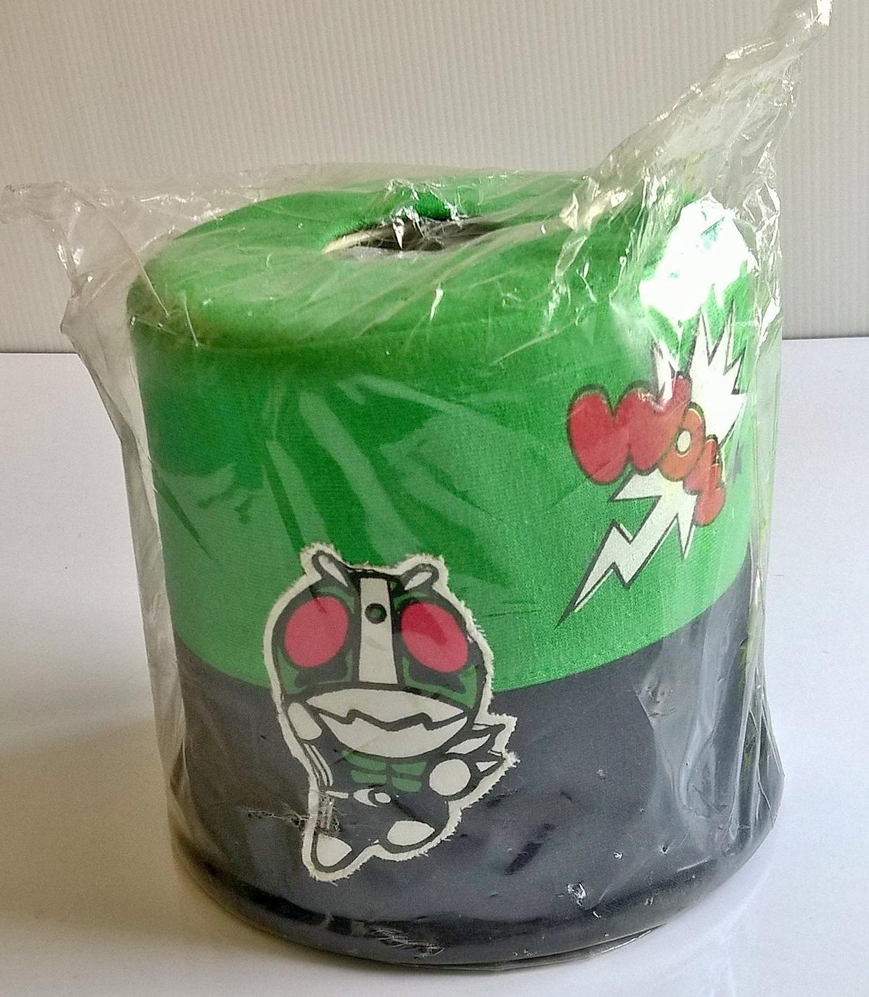 ขายกลอ่งใส่ทิชชู่แบบกลม ลายไอ้มดแดง Masked Rider ของแท้ สีเขียว ดำ ถุงชำรุดบริเวณด้านบน ตามภาพ