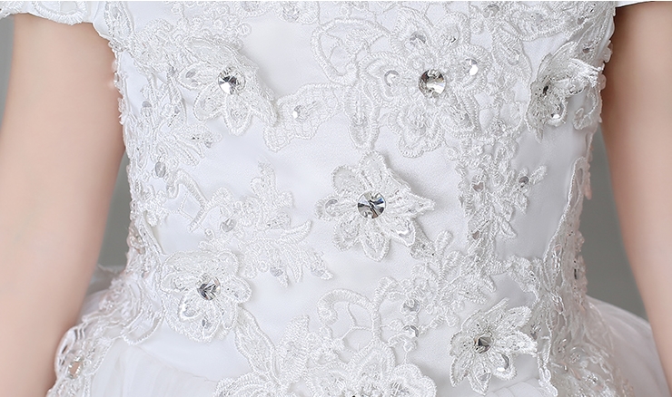 Pre-order ชุดราตรีเด็ก ชุดออกงาน ชุดกระโปรง สไตล์เจ้าหญิง แบบไหล่ปาด ผ้าลูกไม้ แต่งเพชรช่วงอก กระโปรงตาข่าย มีซิปหลัง