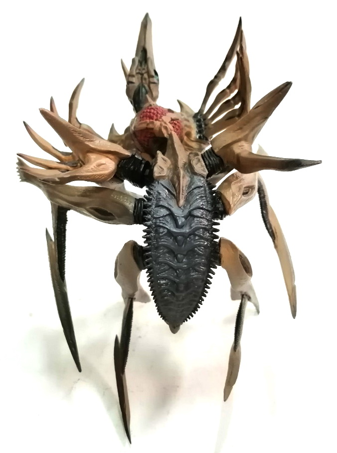 ชุดเรียลฟิคเกอร์ กาเมร่า จากภาพยนตร์ GAMERA 2 ตัวนี้เป็นสัตว์ประหลาด ชิ้นงานพลาสติกตัน ชิ้มงามคม รายละเอียดมาก แยกหลายชิ้นเพราะรายละเอียดสูง ขนาด 13 ซม. มีฐานพร้อม สภาพเก่าสะสม หายากมาก