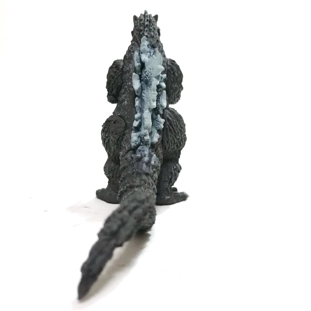 กาชาปอง ก๊อตซิลล่า 3นิ้ว ขนาดตามรูป ไม่หัก รายละเอียดสวยคม สภาพดีมีรอยบ้าง