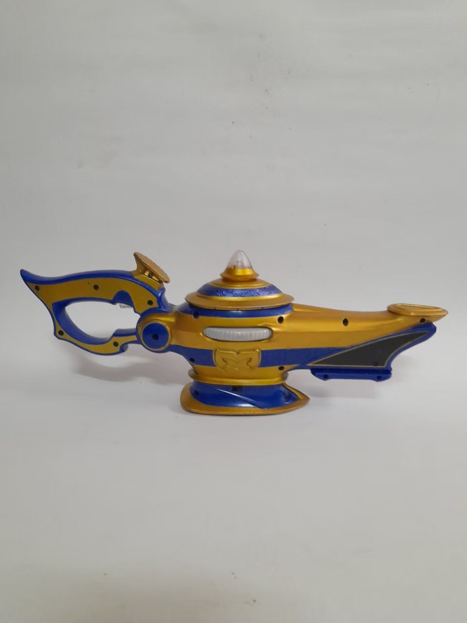 ปืนตะเกียงของมาจิไชนน์(ซ่อมสี) +ซอฟ5นิ้ว มาจิไชน์ จากขบวนการมาจิเรนเจอร์ ฝาปิดรังถ่าน งานโม วงจรใช้ได้ มือสองสภาพดี เก่าเก็บ