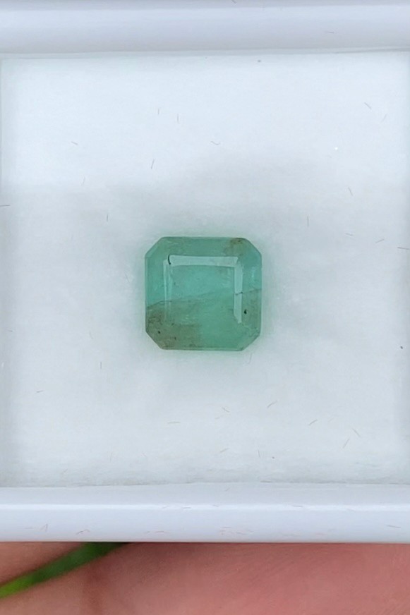 พลอย มรกต Natural Emerald แซมเบีย 1.14 กะรัต (Cts.) พลอยแท้ อัญมณีมงคลประจําวันเกิด เครื่องประดับพลอย