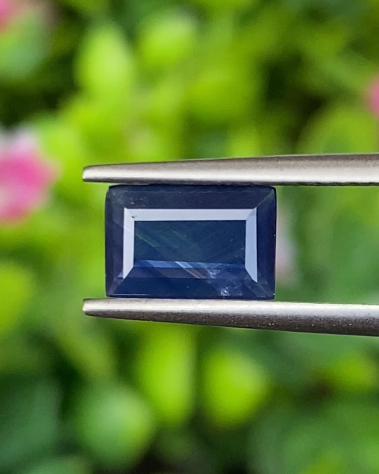 พลอย ไพลิน blue sapphire 1.19 กะรัต (Cts.) พลอยแท้ อัญมณีมงคลประจําวันเกิด เครื่องประดับพลอย