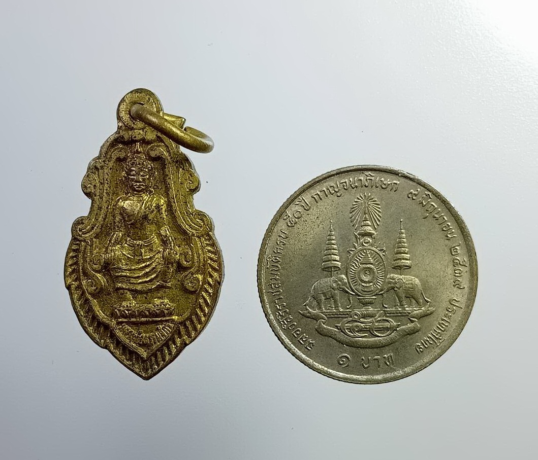 A7280 หลวงพ่อธรรมจักร วัดดาวโด่ง จ.สมุทรสงคราม