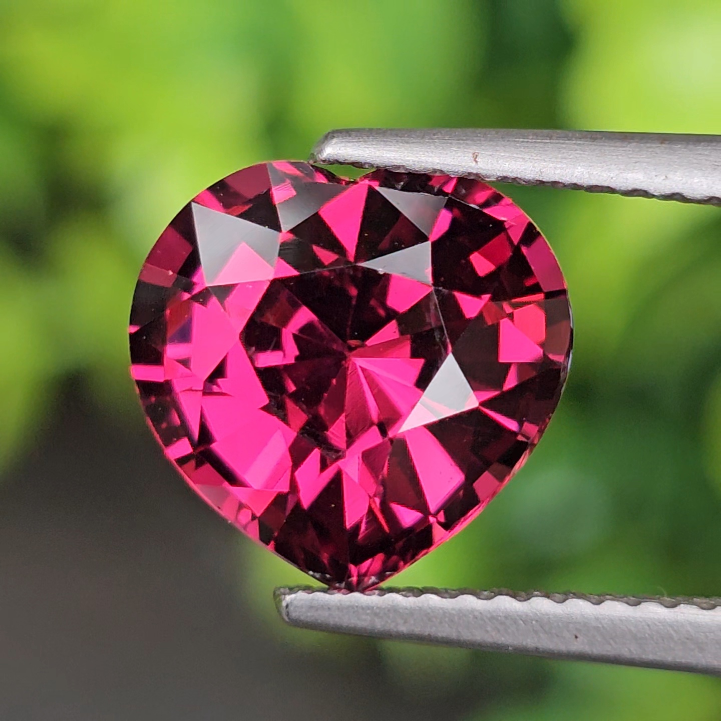 พลอย อุมบาไลต์ การ์เน็ต Umbalite Garnet 4.26 กะรัต (Cts.) ดิบ Unheated พร้อมใบเซอร์ AIG พลอยแท้ อัญมณีมงคลประจําวันเกิด เครื่องประดับพลอย