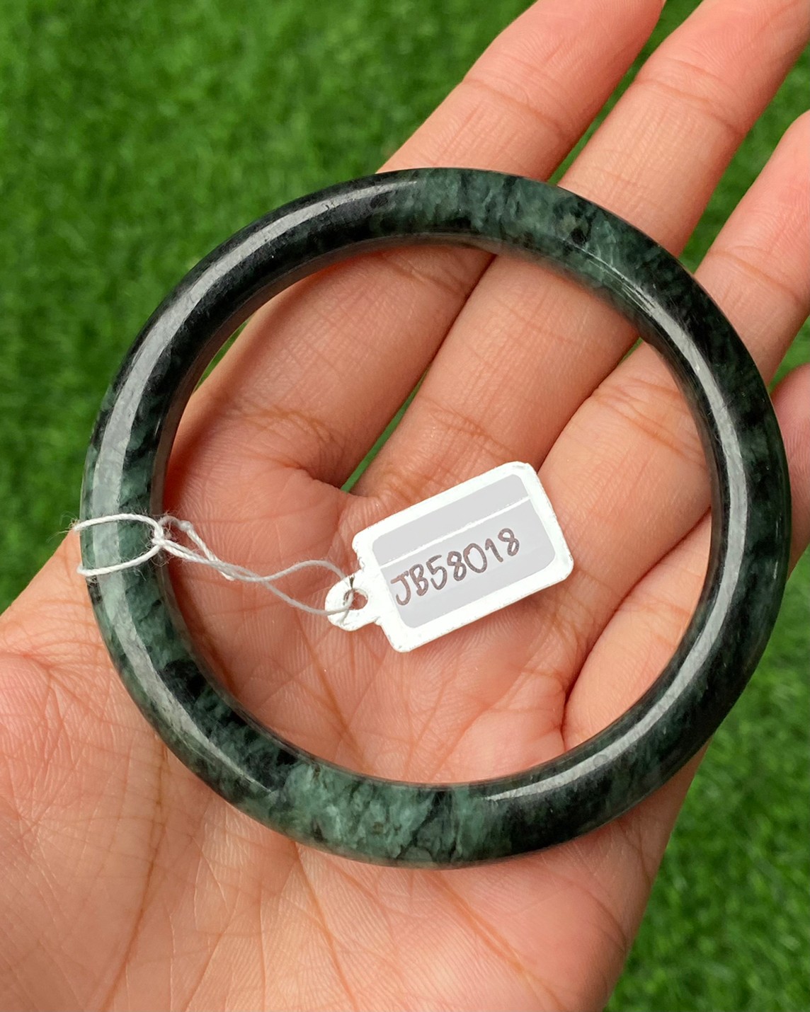JB58018 หยก พม่า แท้ Jade กำไลหยก 58.3 มม. (Jadeite bracelet) พม่า (Myanmar)