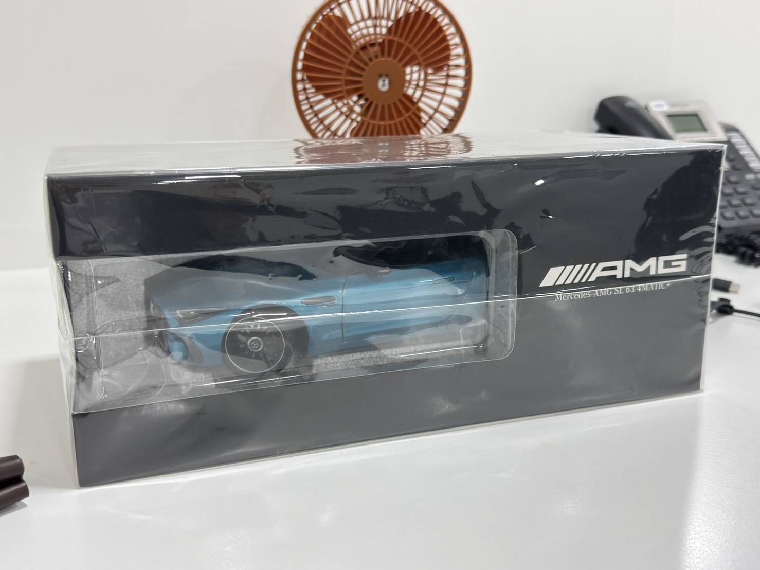โมเดลรถ Mercedes-amg sl 63 4matic+ 1:18
