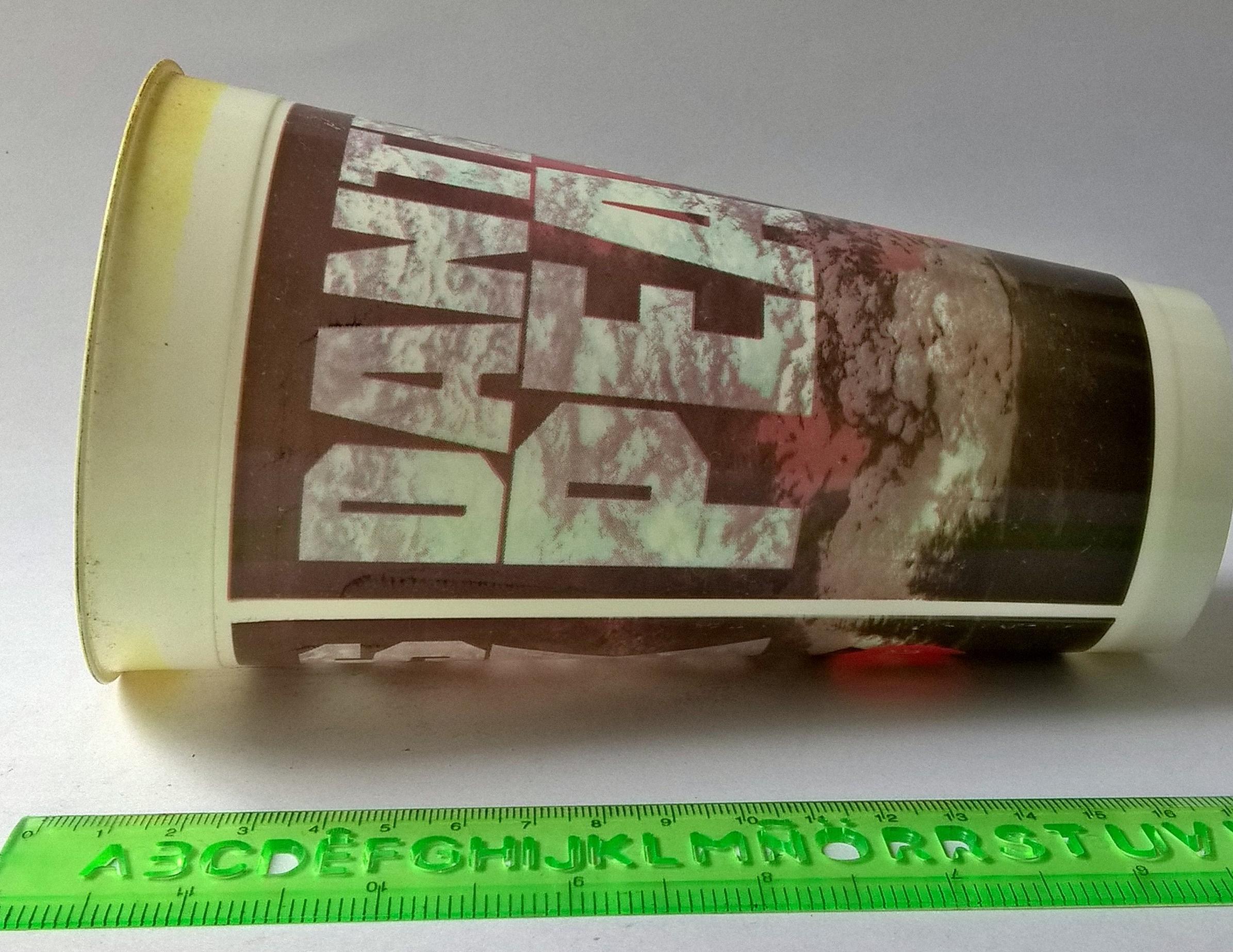 แก้วน้ำพลาสติกงานเก่า จากภาพยนต์เด็นเต้ พีค DANTE'S PEAK ของสะสมจาก EGV ของเก่า โปรดตรวจสอบทุกภาพ