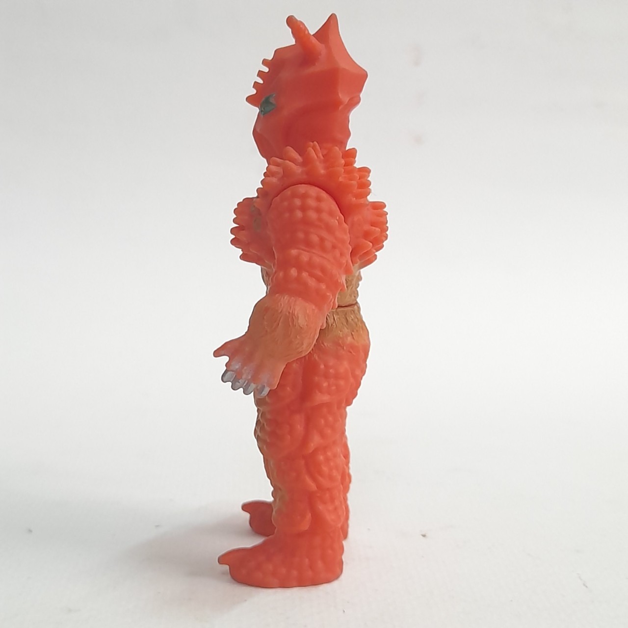 มีหลายภาพ ,ซอฟ 3.5-4นิ้ว สัตว์ประหลาดมนุษย์ดาว ไจแอ้นท์ ยาพลู จากอุลตร้าแมนเอ/เอซ มือสองสภาพดี มีรอยบ้าง