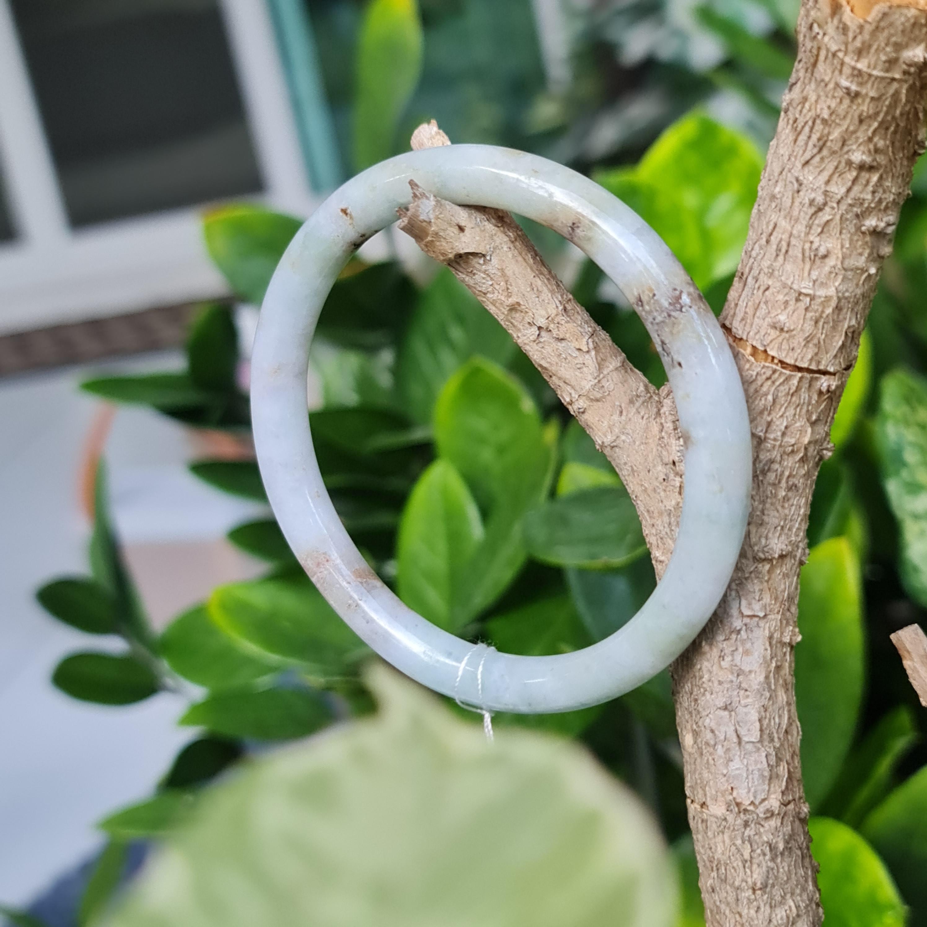 JB6711015 หยก พม่า แท้ Jade กำไลหยก 60.6 มม. (Jadeite bracelet) พม่า (Myanmar)