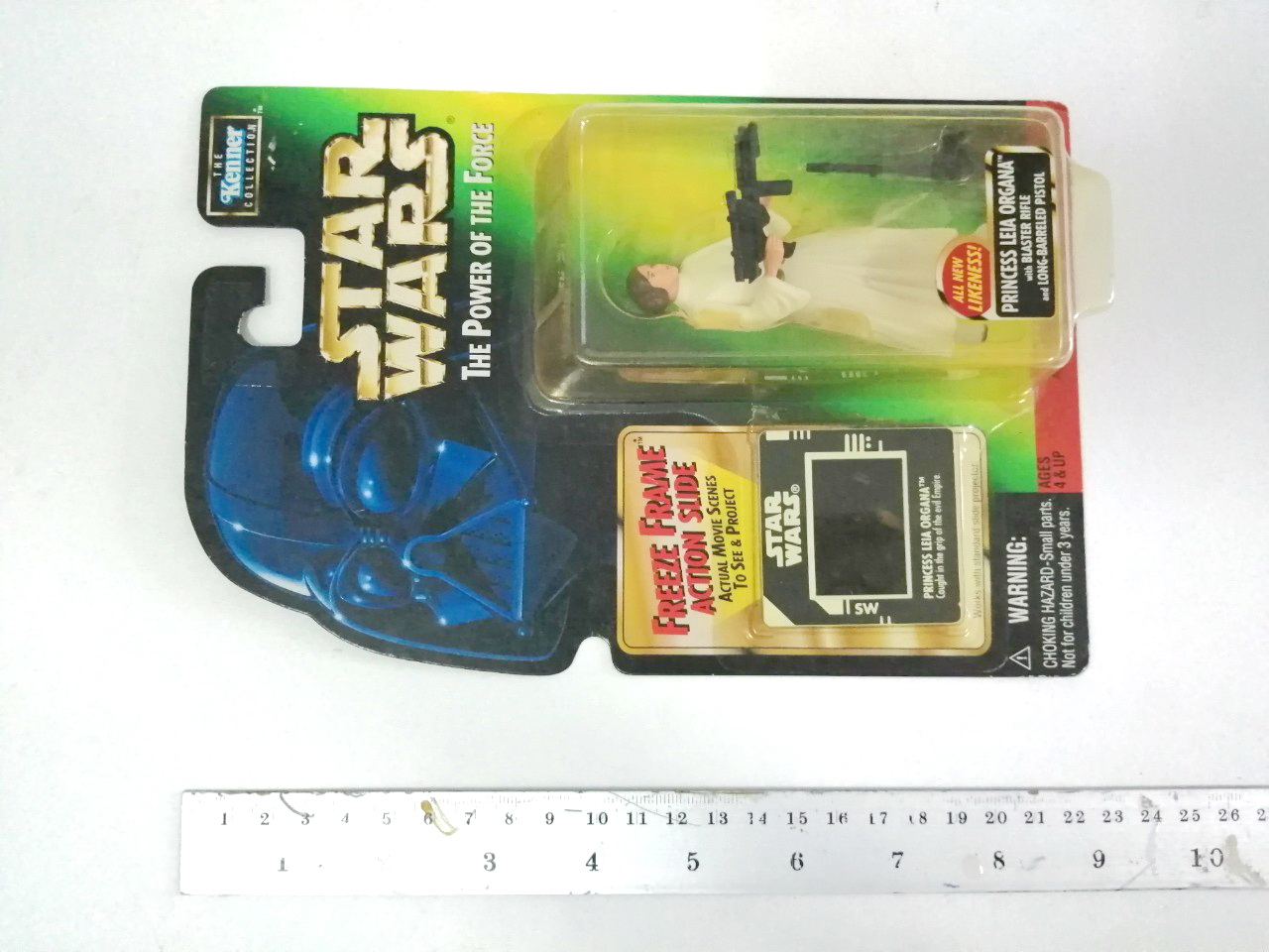 ชุด AFC แพคเขียว PRINCESS LEIA ORGANA with ปืน Blaster Rifle และ ปืนยาว Long Barrelrd Pistol จากภาพยนตร์ STAR WARS ,The Power of the Force แพคสภาพดี