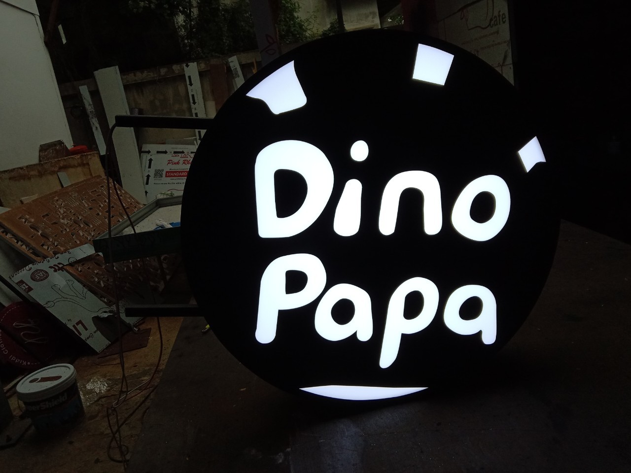 ป้ายกล่องไฟ