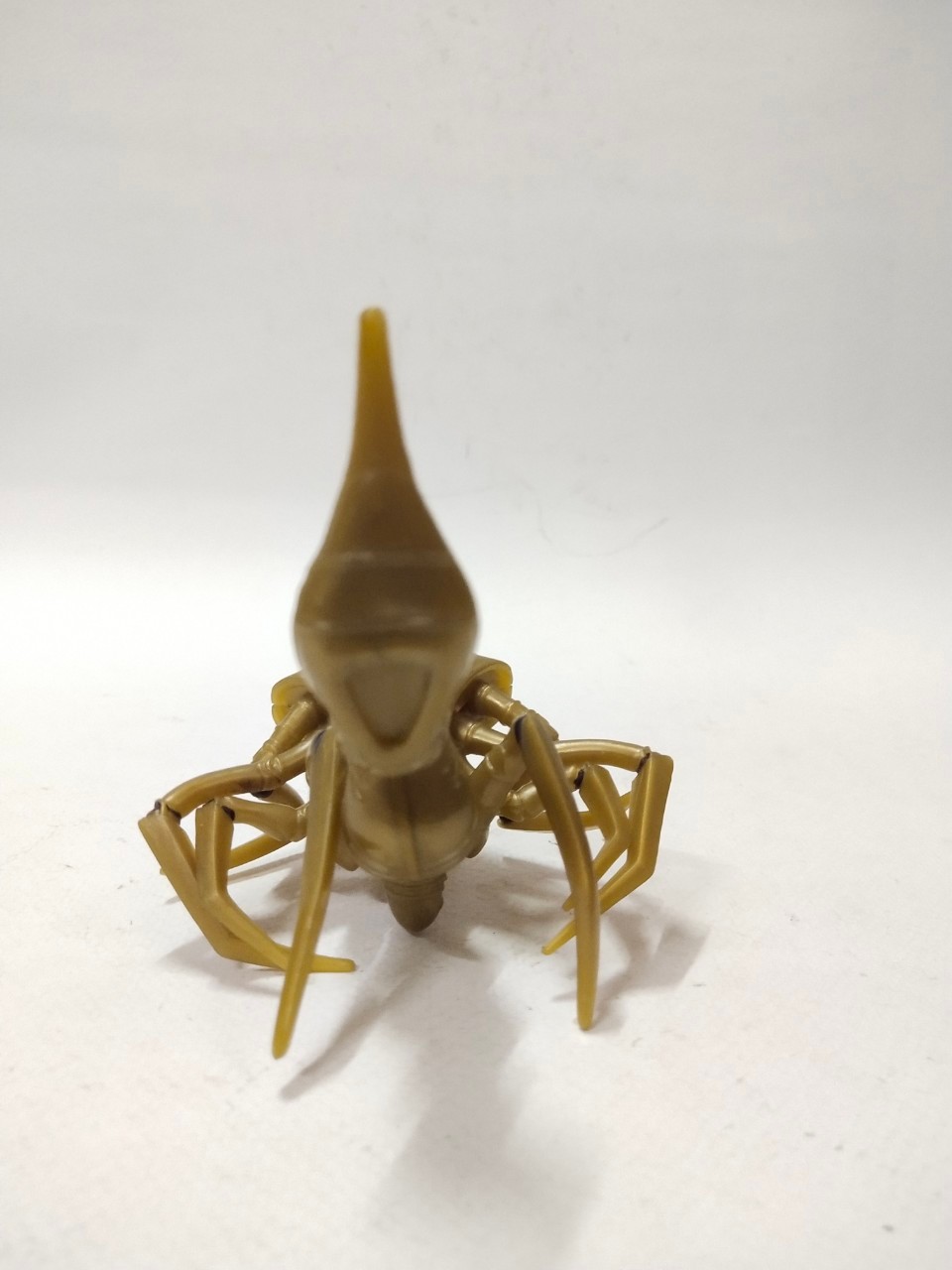 ฟิกเกอร์พลาสติก/ยางตัน เอเลียนซ์ ควีนส์ เบ็นเท็น (Alien queen ben10 ) มือสองสภาพดี ขนาดตามรูป