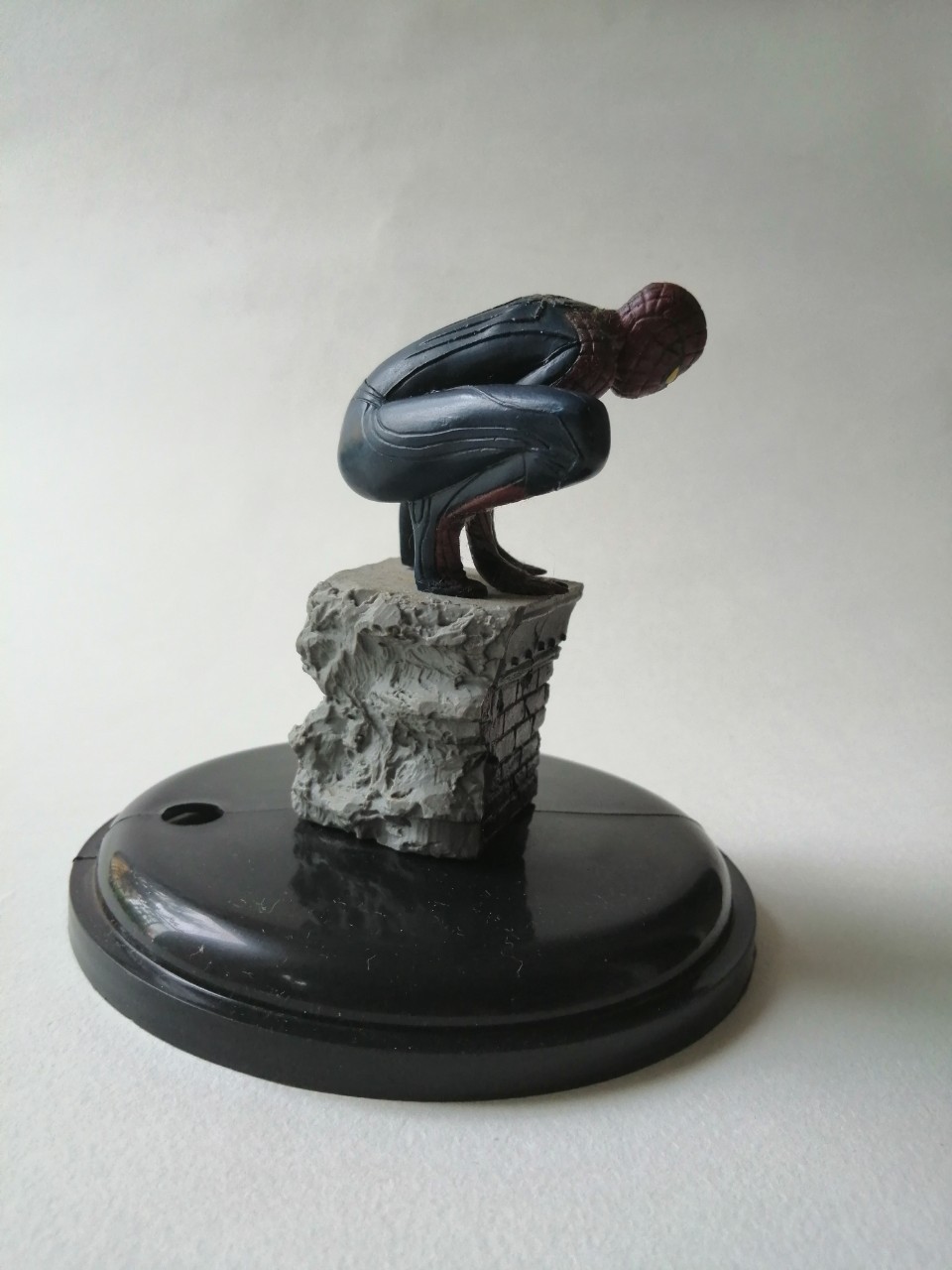 ของสะสมสไปเดอร์แมน Spiderman ท็อปเปอร์แก้วน้ำโรงหนัง สไปเดอร์แมน Spider Man นั่งหลังคาตึก