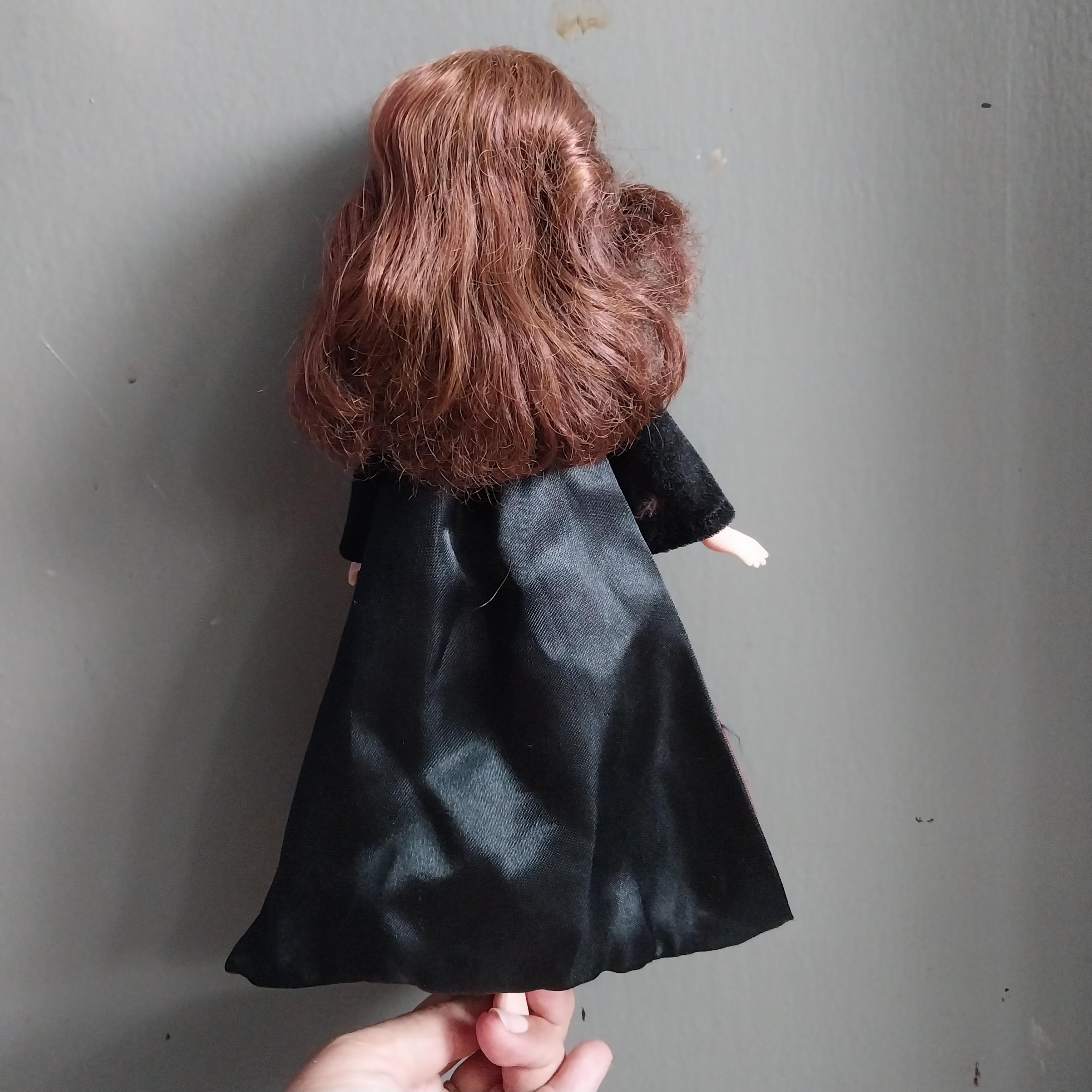 มีหลายภาพ ตุ๊กตาเอ็มม่าวัตสัน Emma WatsonDoll จาก Beauty and the beast ใส่เสื้อคลุมแม่มด