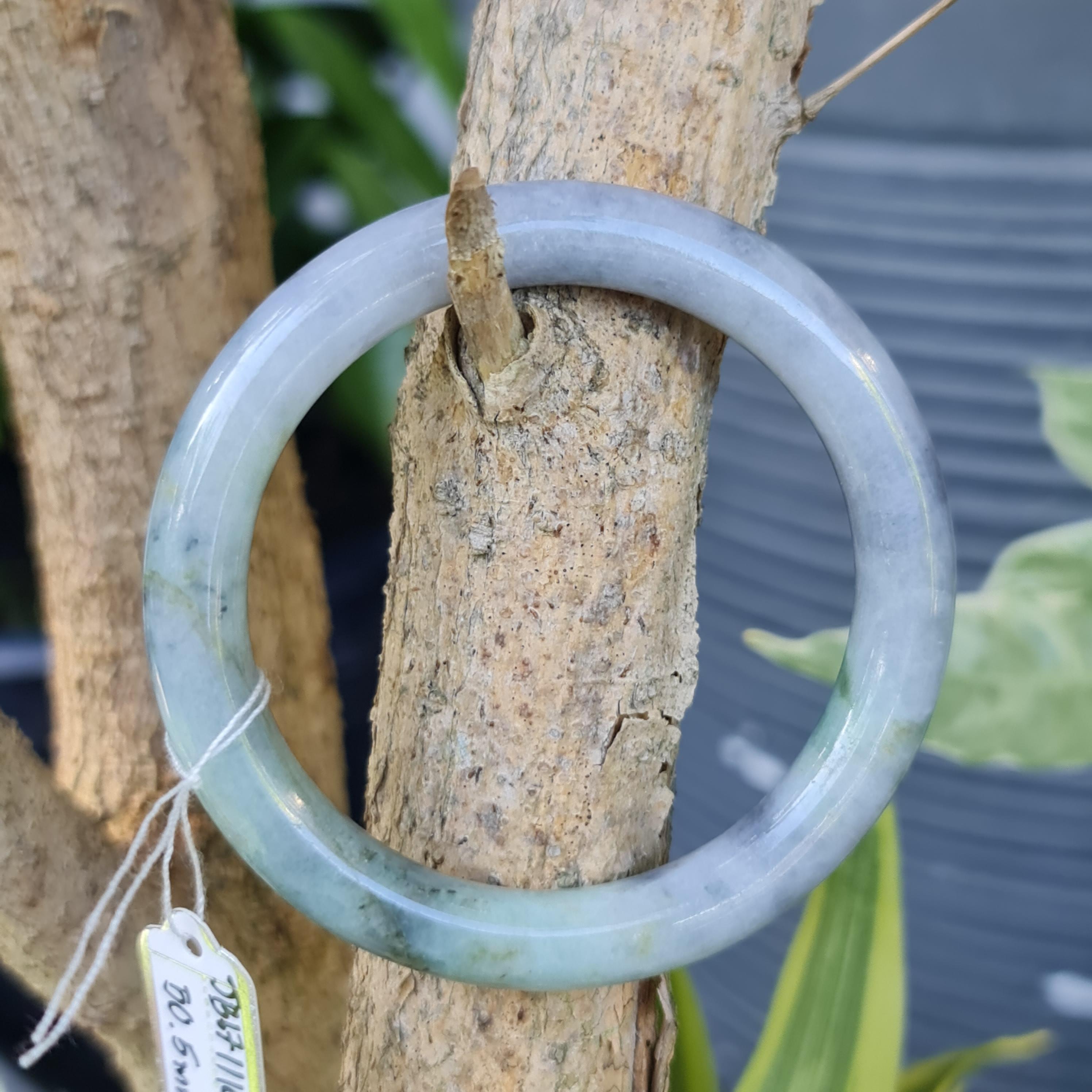 JB6711104 หยก พม่า แท้ Jade กำไลหยก (Jadeite bracelet) พม่า (Myanmar) 50.5 มม.