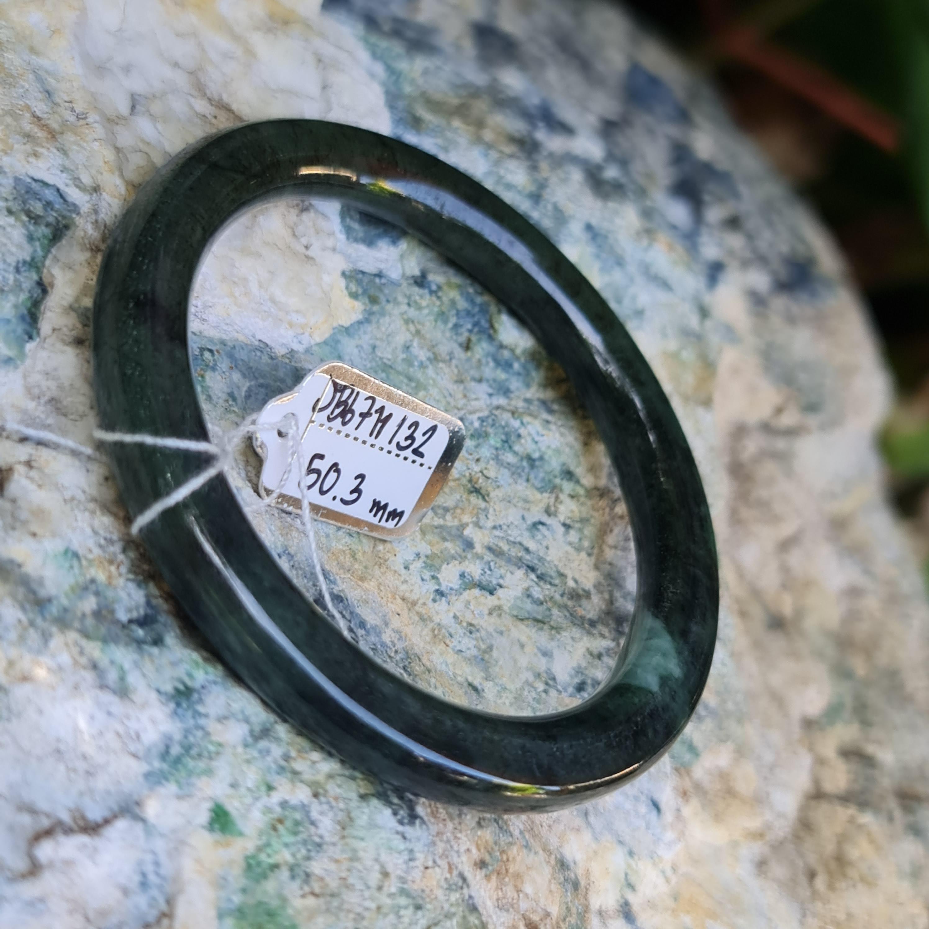 JB6711132 หยก พม่า แท้ Jade กำไลหยก 50.3 มม. (Jadeite bracelet) พม่า (Myanmar)