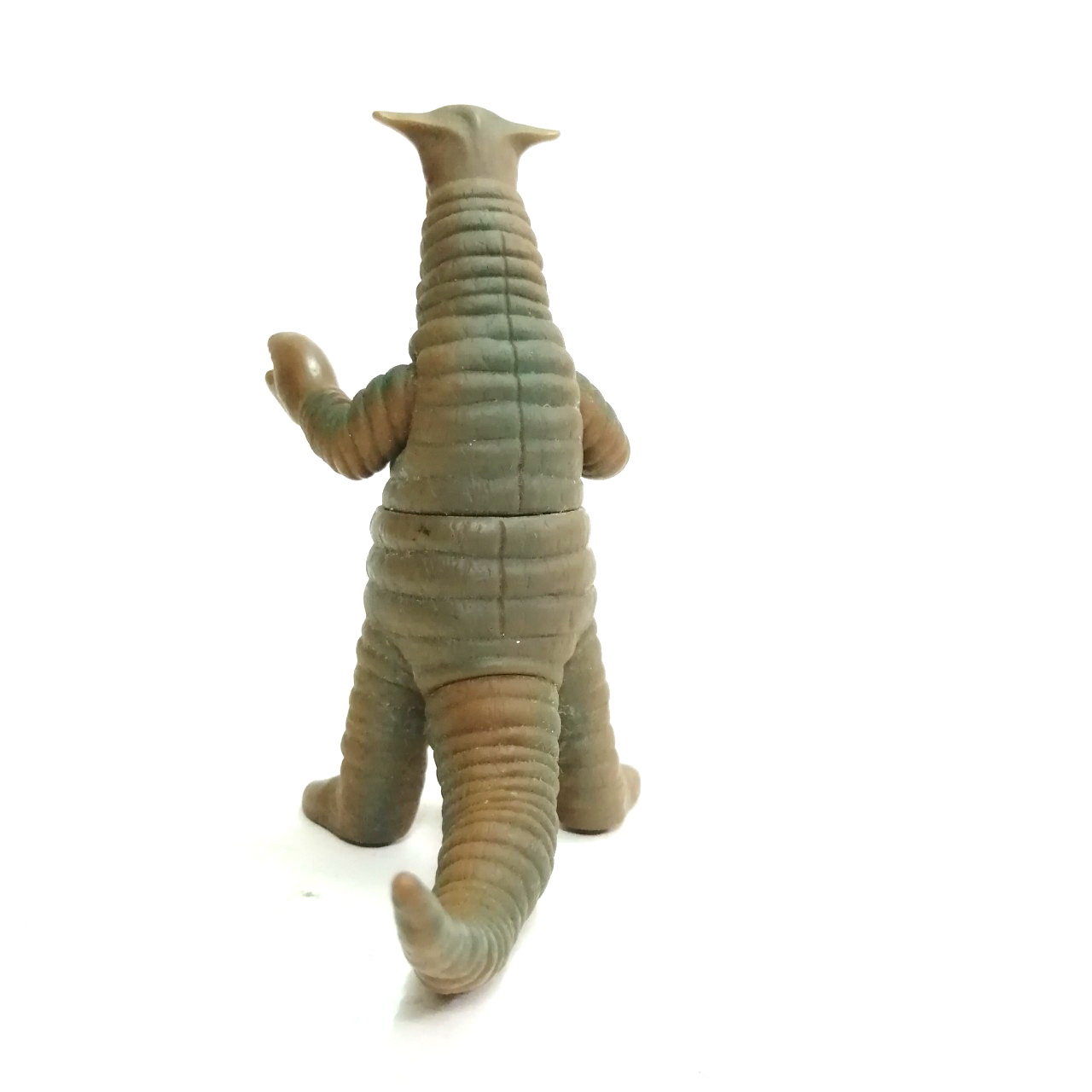 ซอฟ4นิ้วขนาดตามรูป สัตว์ประหลาด ซาโดร่า จากอุลตร้าแมนแจ๊ค สภาพดี ไม่พบบ่อยนัก