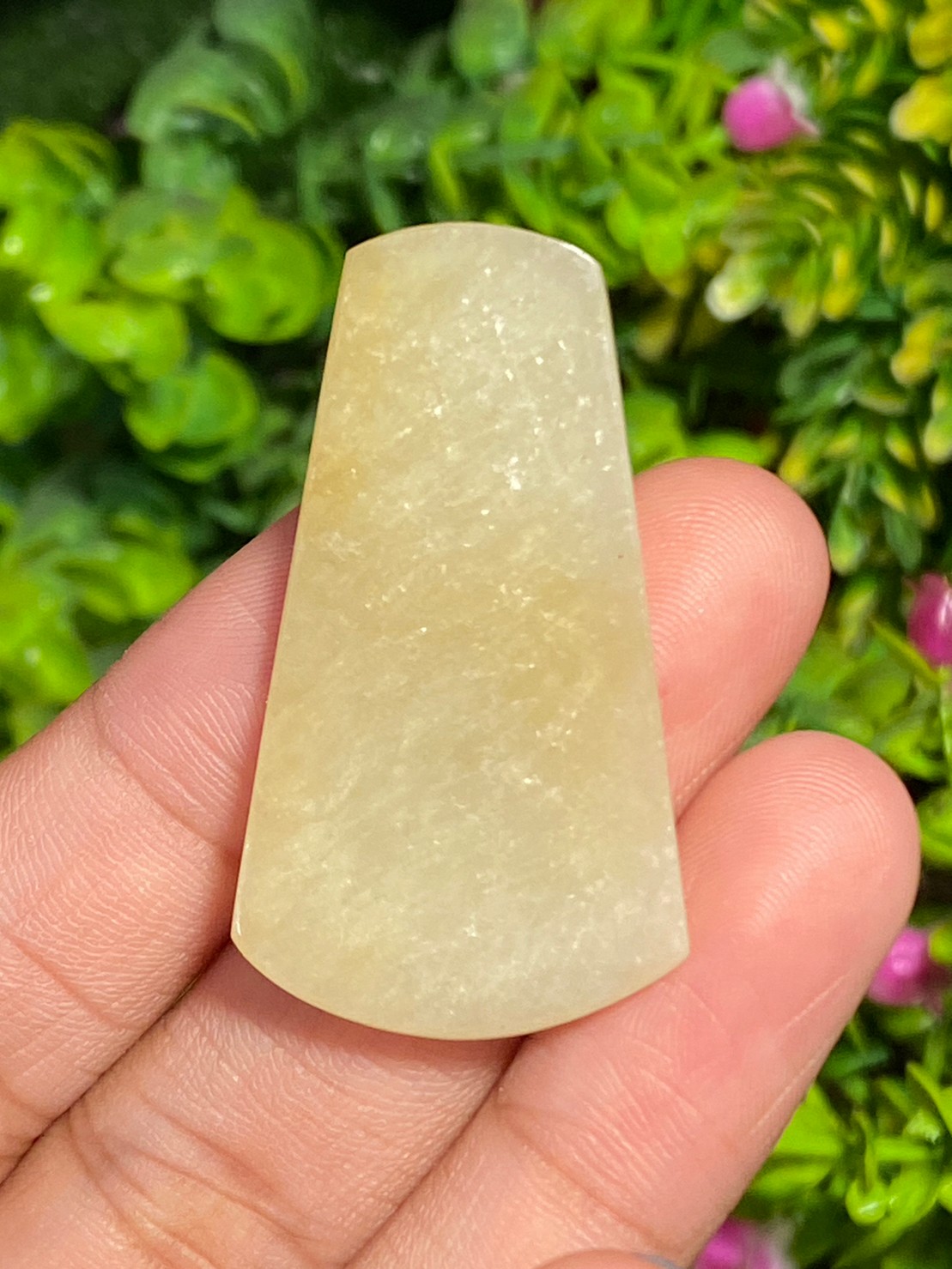 หยกพม่าเจียรนัย (Burmese jade ) 44.49 กะรัต หยกพม่า (jadeite)