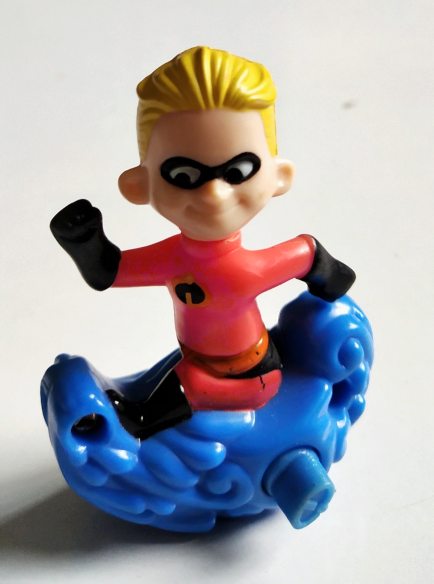 ของสะสมแมคโดนัลด์ จากภาพยนต์การ์ตูนเรื่อง ดิ อินเคร็ดดิเบิ้ล The Incredible , แดช Dash ** อุปกรณ์ไม่ครบ ขาดวงล้อ