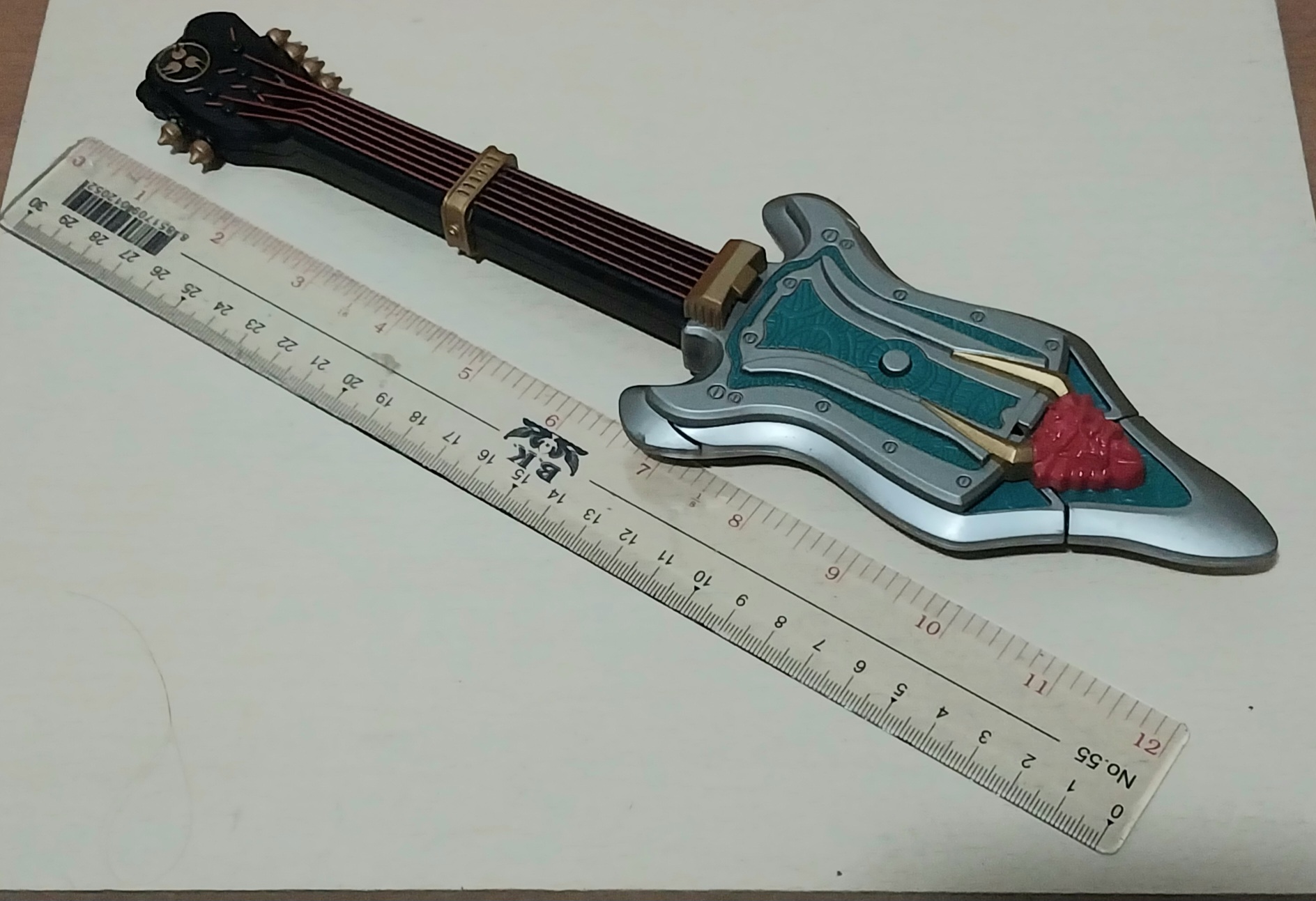 มือ2 มีหลายภาพ, ไม่มีกลไกใดๆ นอกจากกดปุ่มแล้วด้านข้างของหัวกีตาร์เปิดออก ,กีตาร์ของไรเดอร์โทโรโดกิ จากซีรีย์ มาสค์ไรเดอร์ฮิบิกิ Masked Rider Hibiki