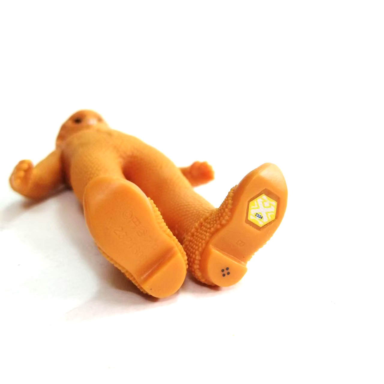 ซอฟ ขนาด 5.5 นิ้ว มนุษย์ดาว บาโด จากอุลตร้าเซเว่น (สีเหลือง) เป็นซอฟพิเศษ เป็นแคปซูล สุ่มเลือกเล่นกับ สปาร์คดอลได้ มีสติ๊กเกอร์ ขนาดตามรูป สภาพดี หายากไม่พบบ่อยนัก