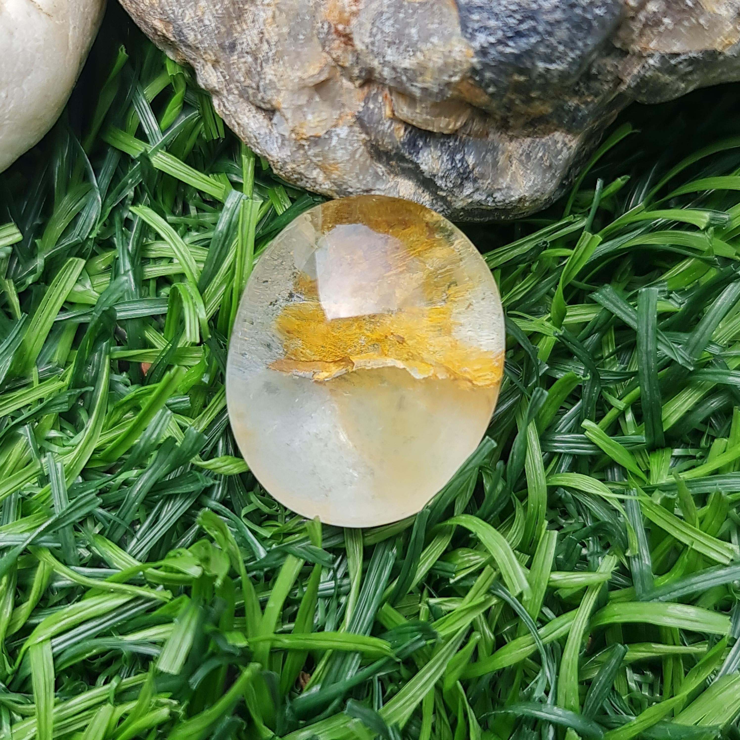 โป่งข่าม ควอตซ์ Rutilated Quartz 31.50 กะรัต Cts. พลอยแท้ อัญมณีมงคลประจําวันเกิด เครื่องประดับพลอย