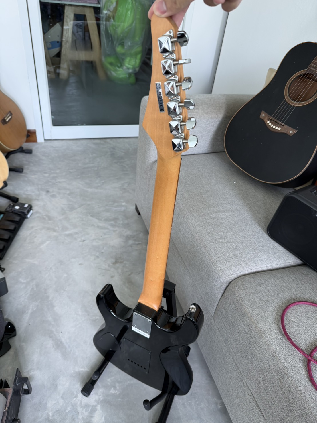 กีต้าร์ Yamaha Erg121