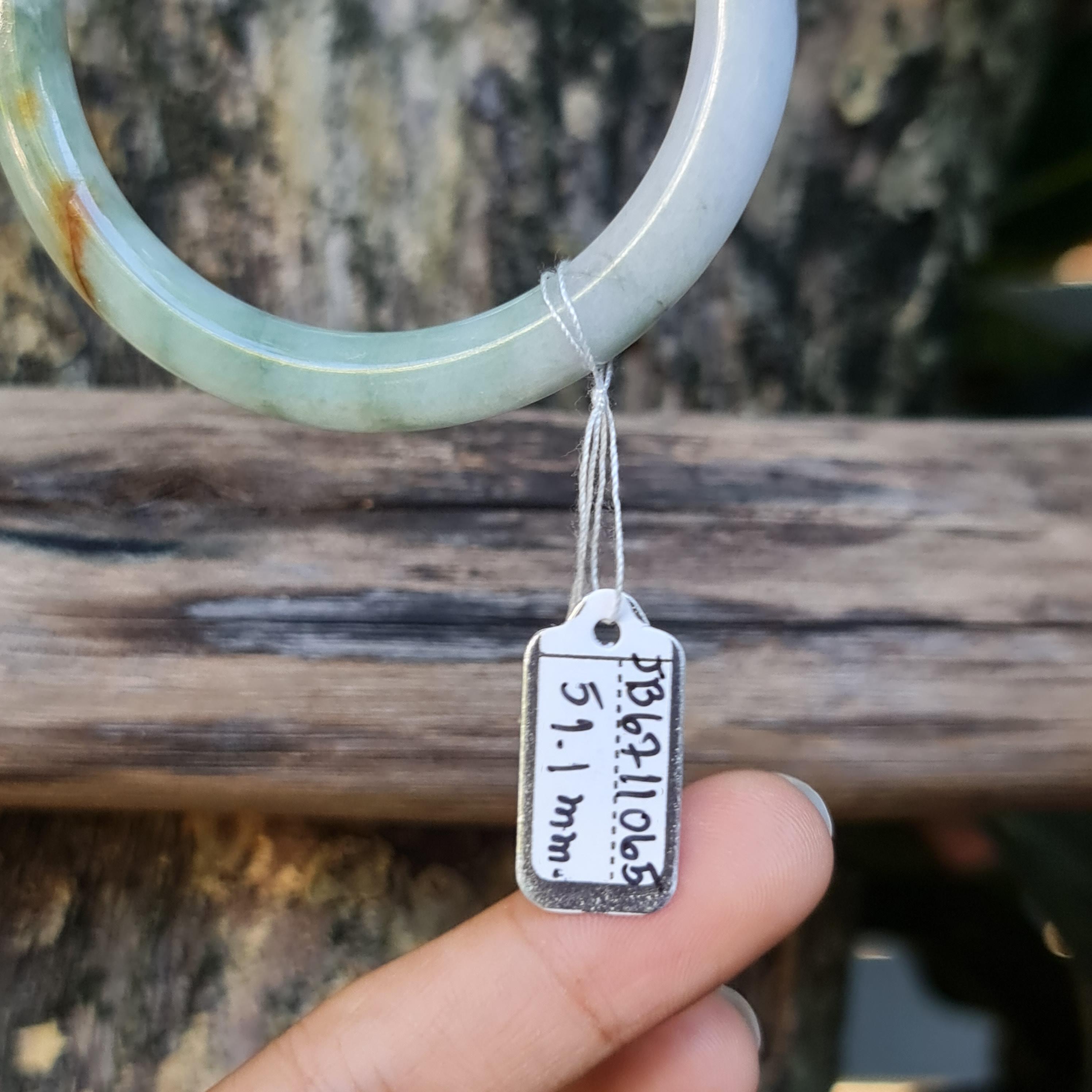 JB6711065 หยก พม่า แท้ Jade กำไลหยก 51.1 มม. (Jadeite bracelet) พม่า (Myanmar)