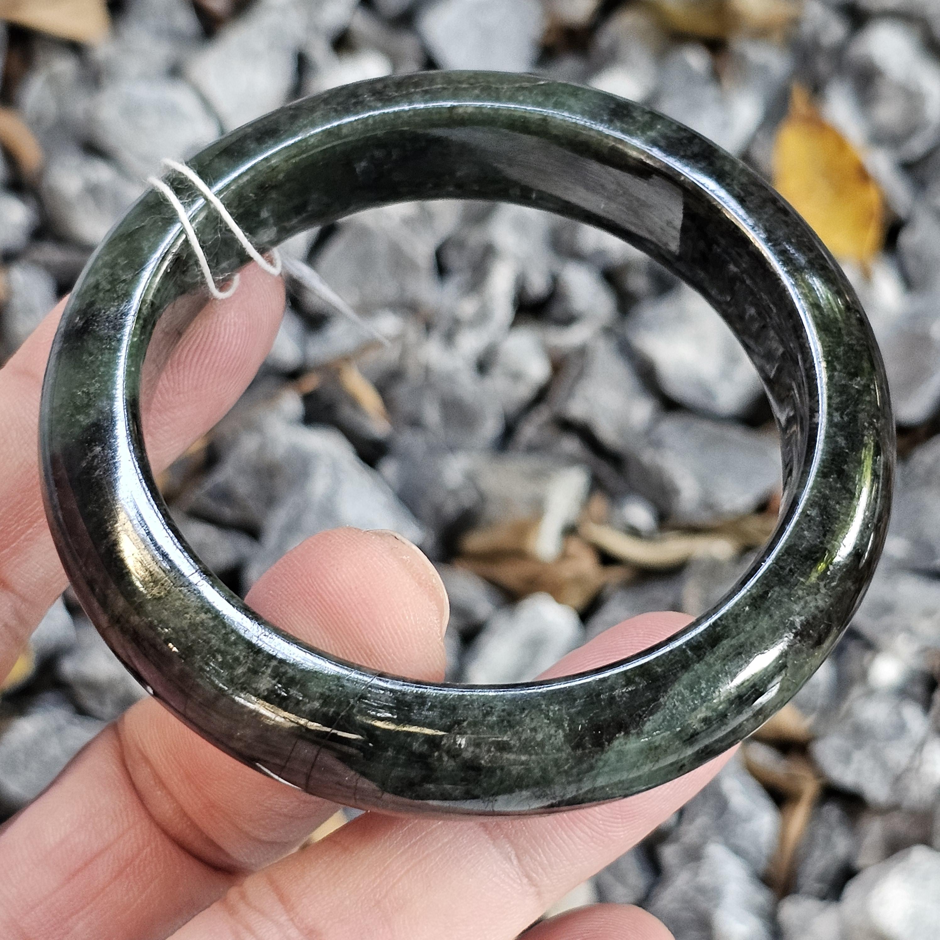 JB6804101 หยก พม่า แท้ Jade กำไลหยก 60.0 มม. (Jadeite bracelet) พม่า (Myanmar)