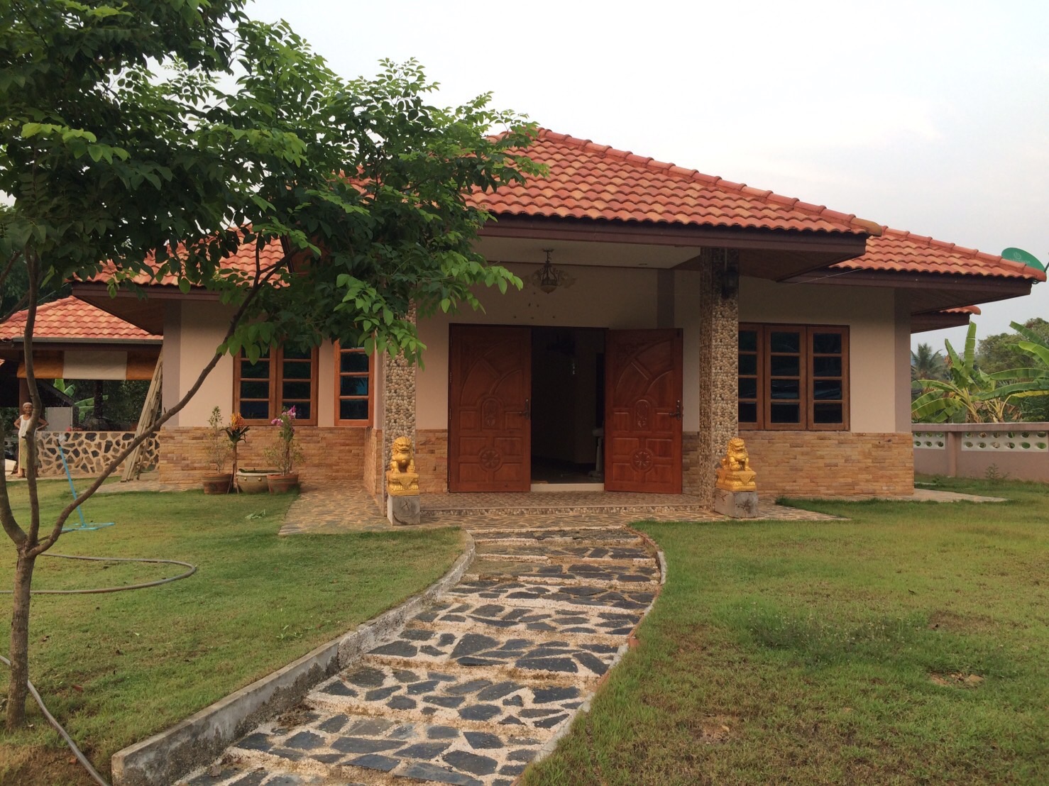 บ้านสวยพื้นที่เกือบ 2 ไร่ ทองผาภูมิ กาญจนบุรี